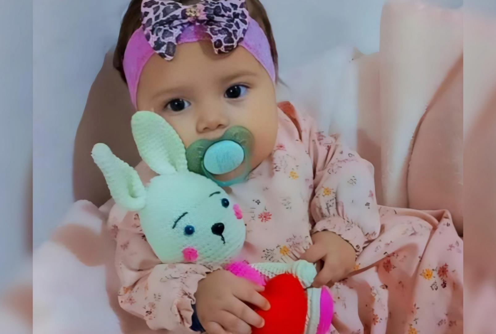 foto de Família de bebê atropelada em garagem pede ajuda para velório: “Nossa estrelinha”