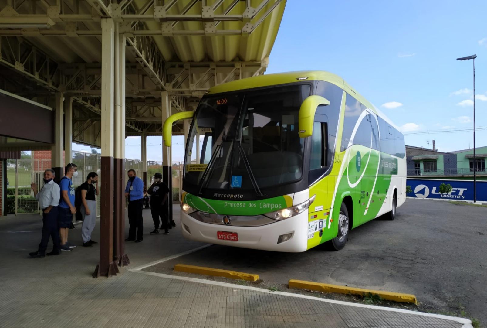 foto de Governador sanciona lei da gratuidade de passagens para idosos nos ônibus intermunicipais