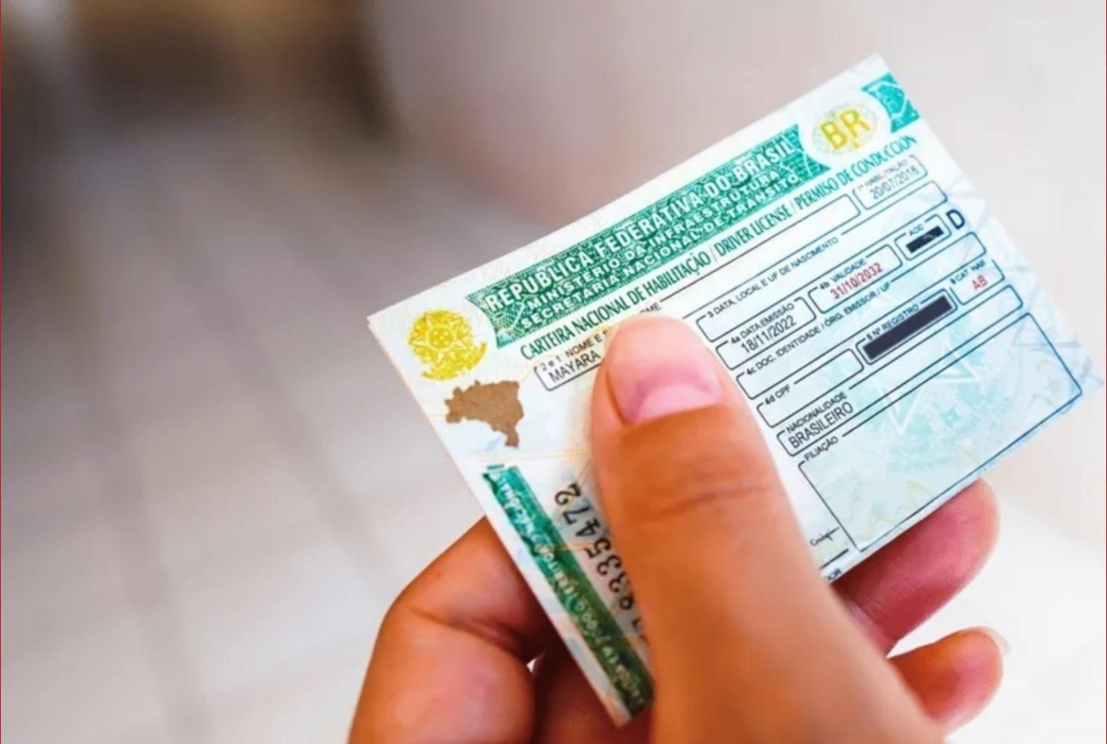 foto de Fim da CNH única? Detran aprova nova lei que vai impactar motoristas