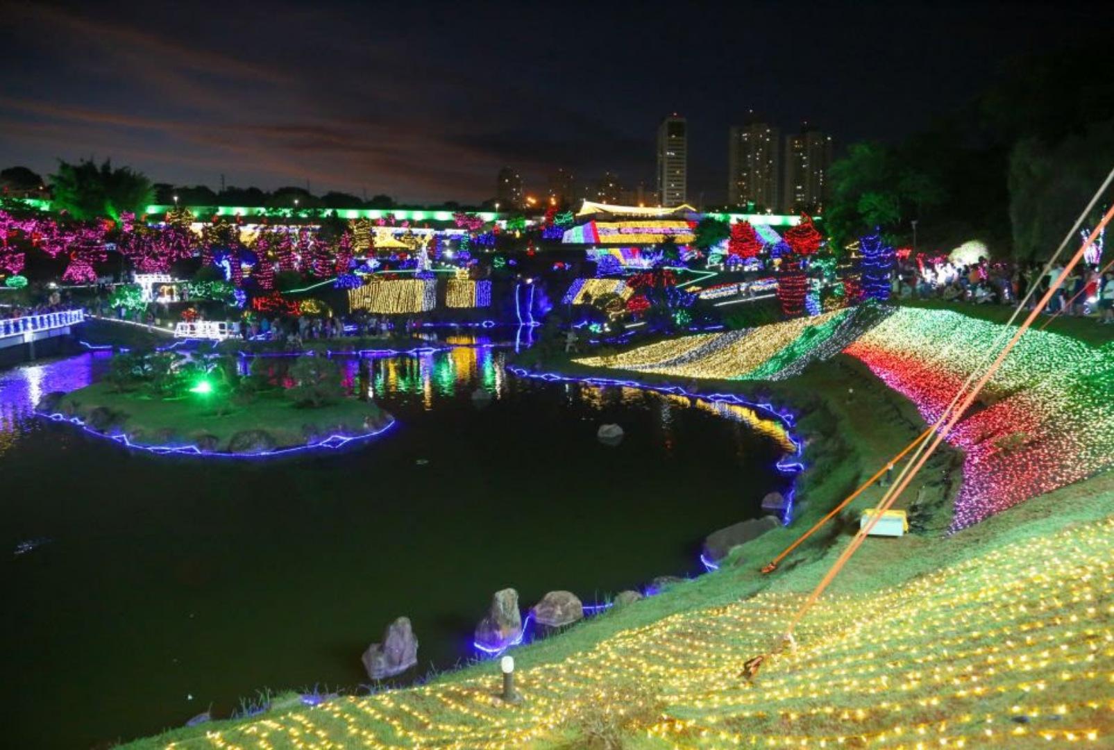 foto de Prefeitura abre ′Maringá Encantada 2024′ no Parque do Japão nesta sexta-feira, 6