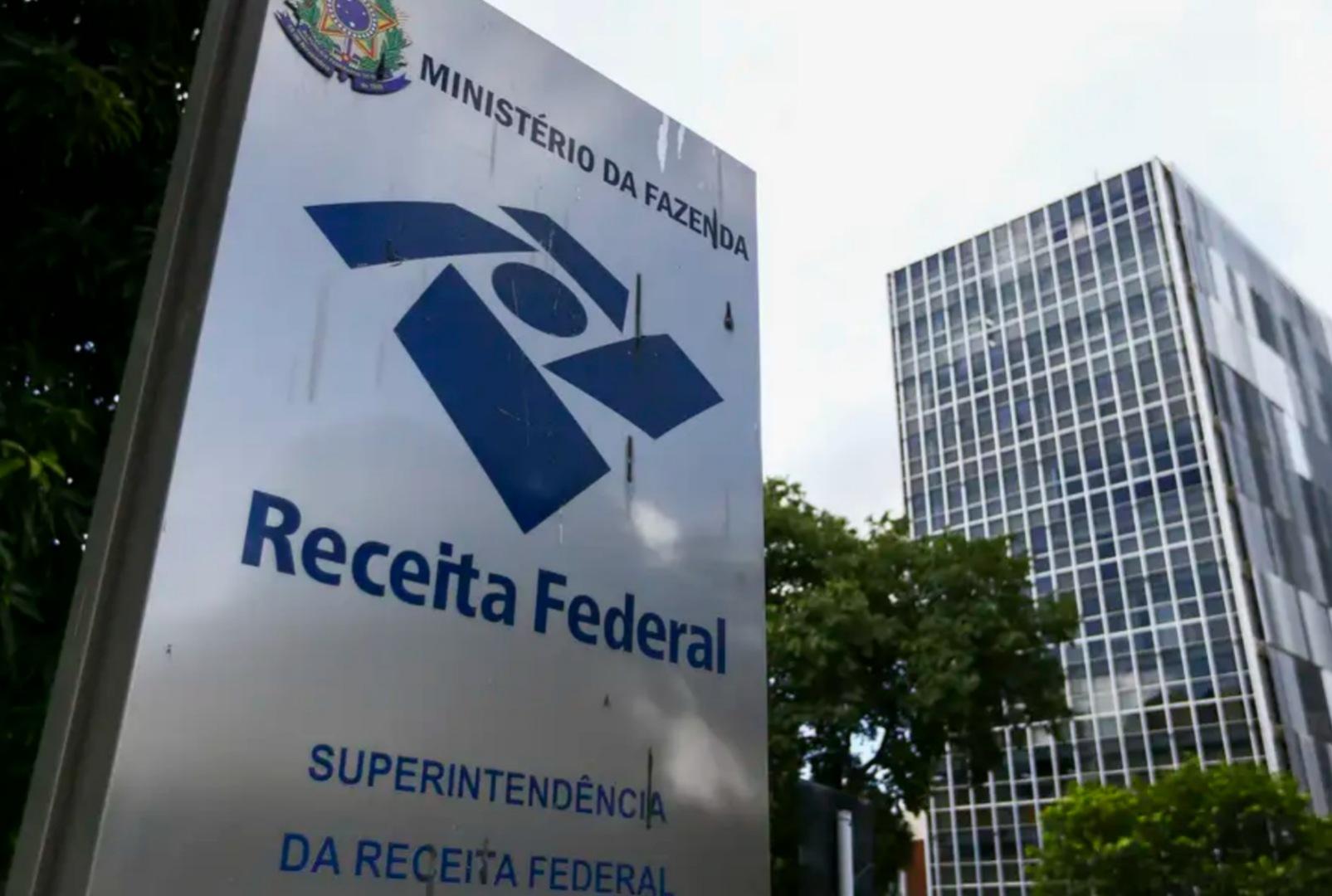 foto de Receita esclarece que não cobrará imposto por Pix