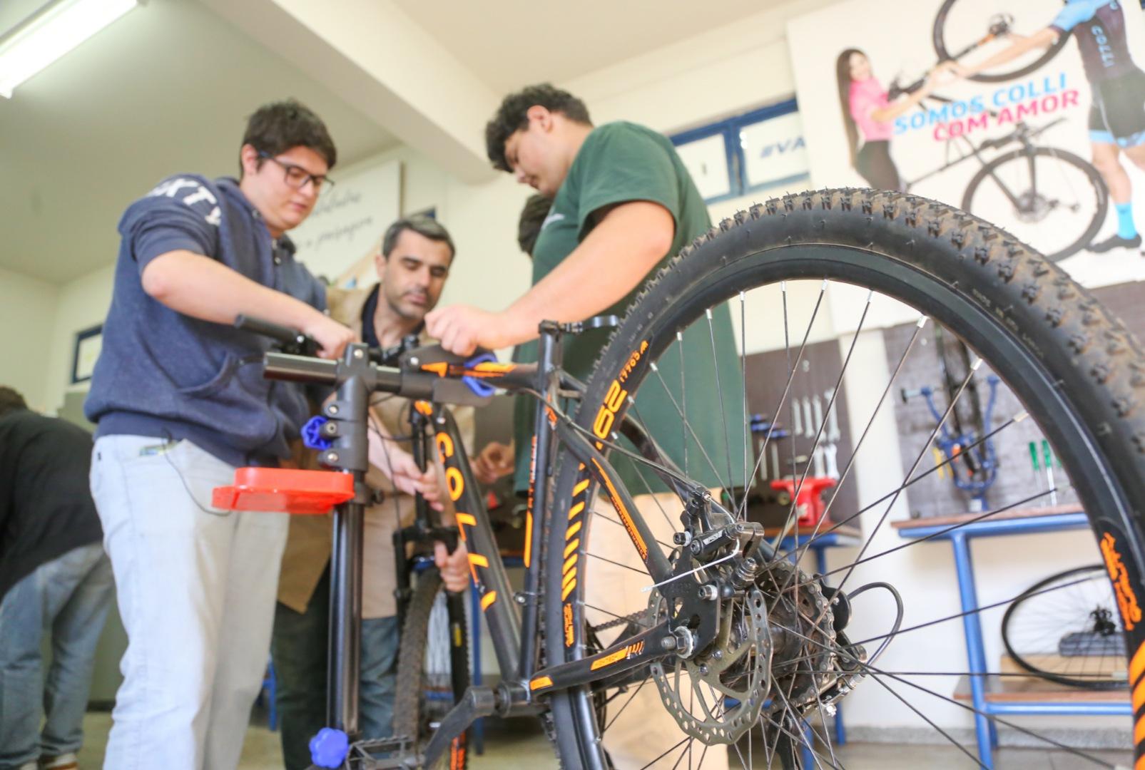 foto de Prefeitura oferece mais de 100 vagas para cursos técnicos em manutenção de equipamentos