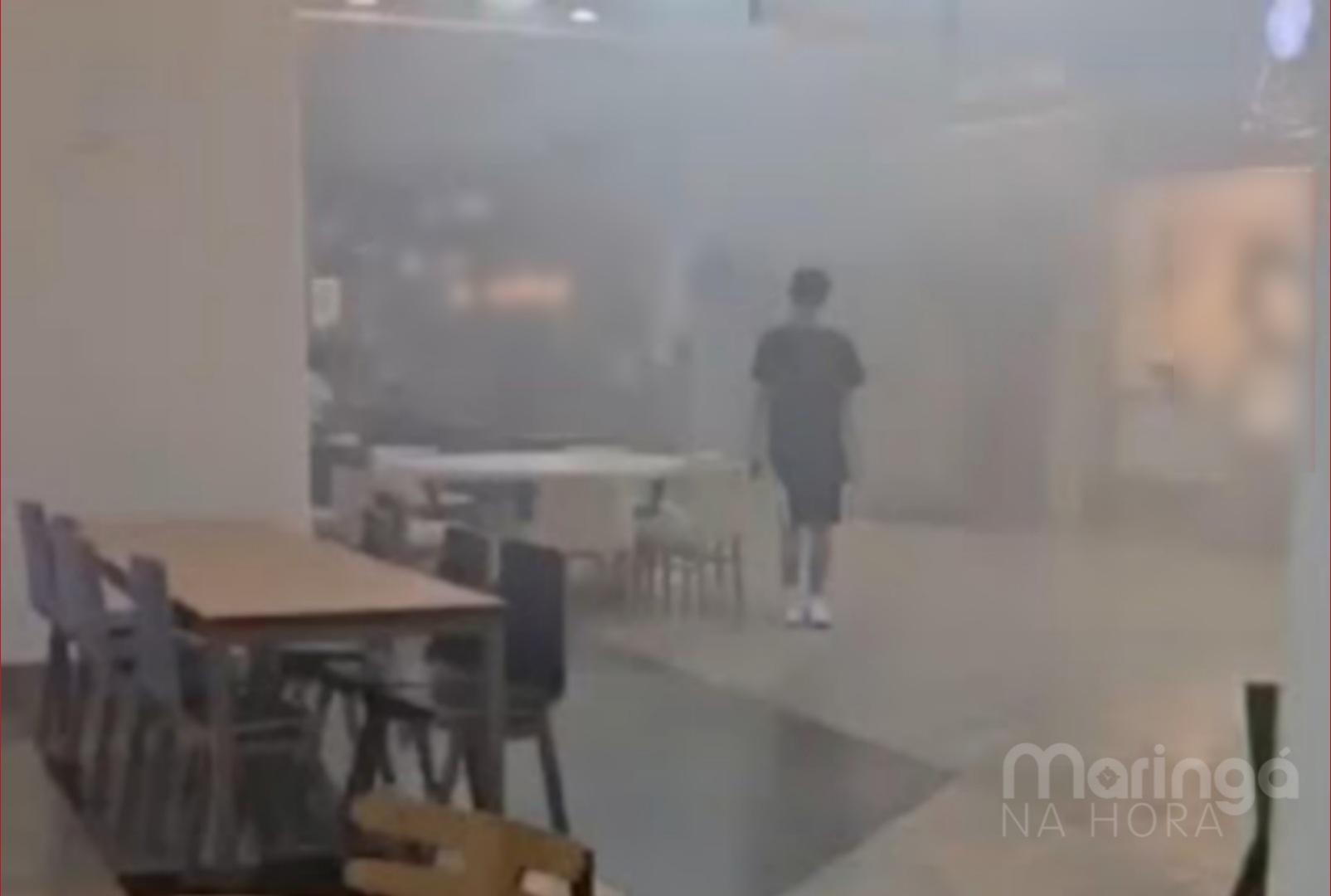 foto de Princípio de incêndio no interior de shopping causa grande susto em Maringá