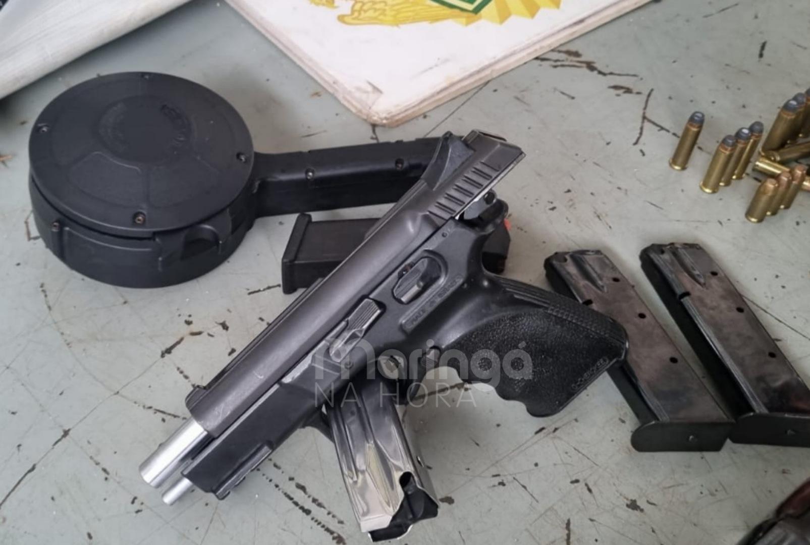 foto de Armas e diversos munições são apreendidas após casal ser abordado pela PM em Maringá