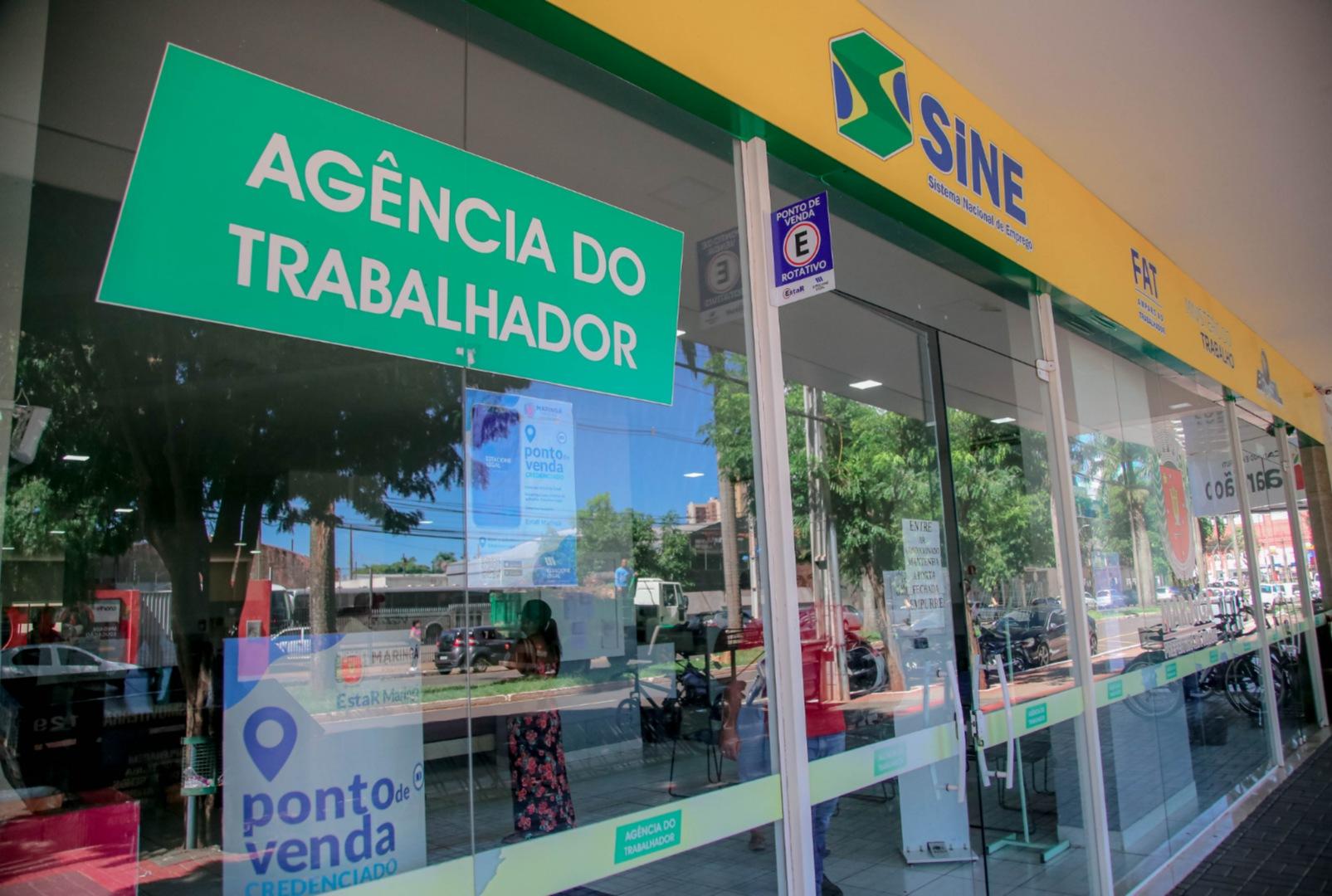 foto de Com obras no térreo, atendimento da Agência do Trabalhador é realizado no piso superior do prédio