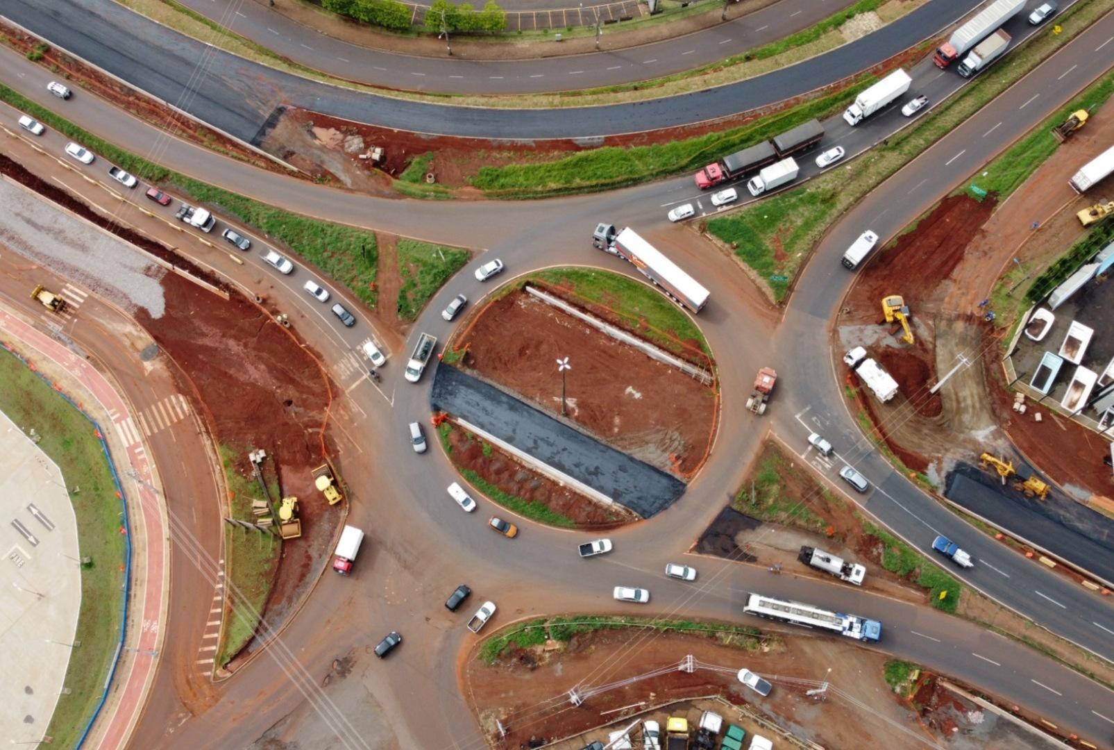 foto de Nova fase da obra no Trevo do Catuaí completa dois meses na próxima semana