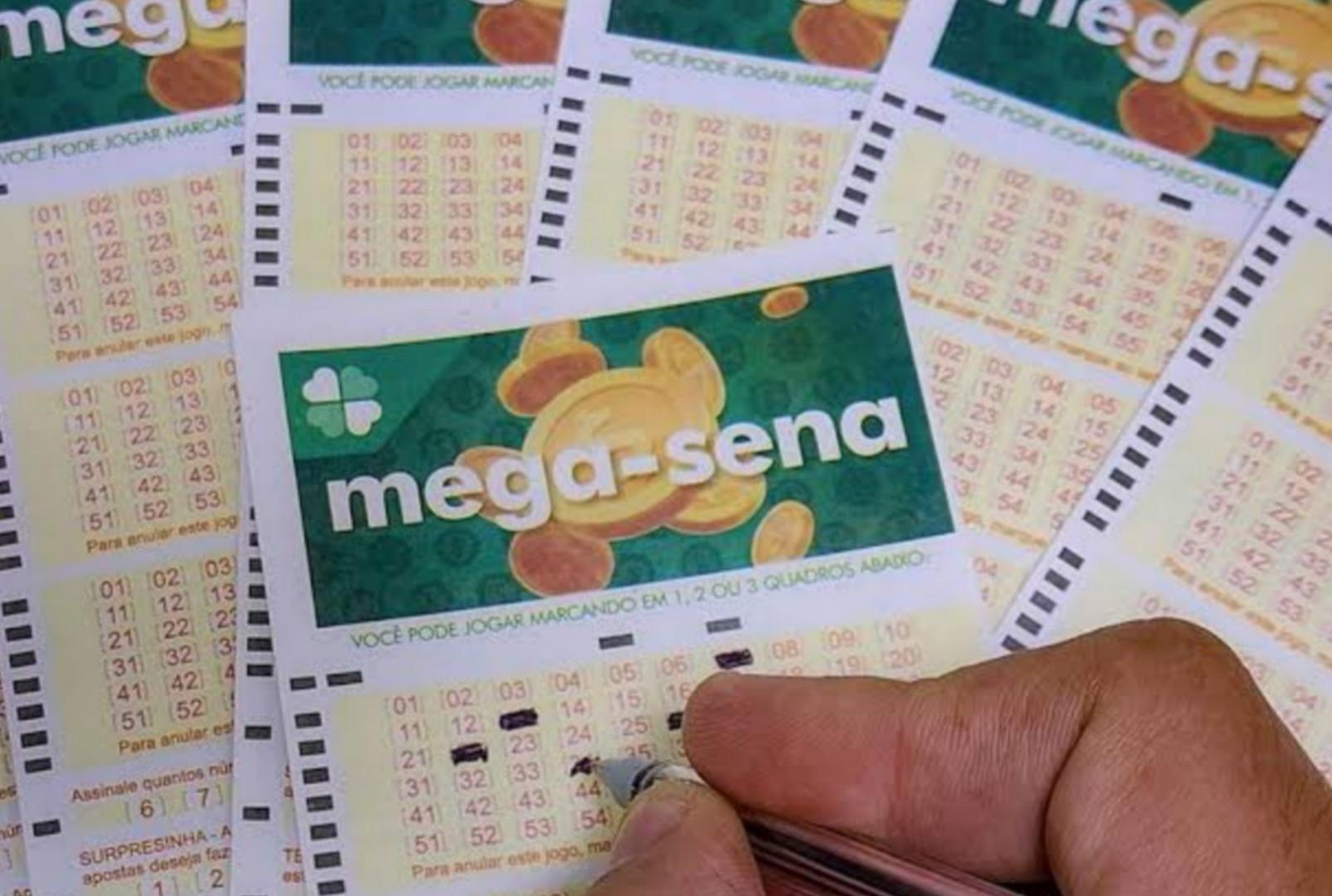 foto de Apostador de Maringá acerta cinco números da Mega-Sena e fatura mais de R$ 44 mil