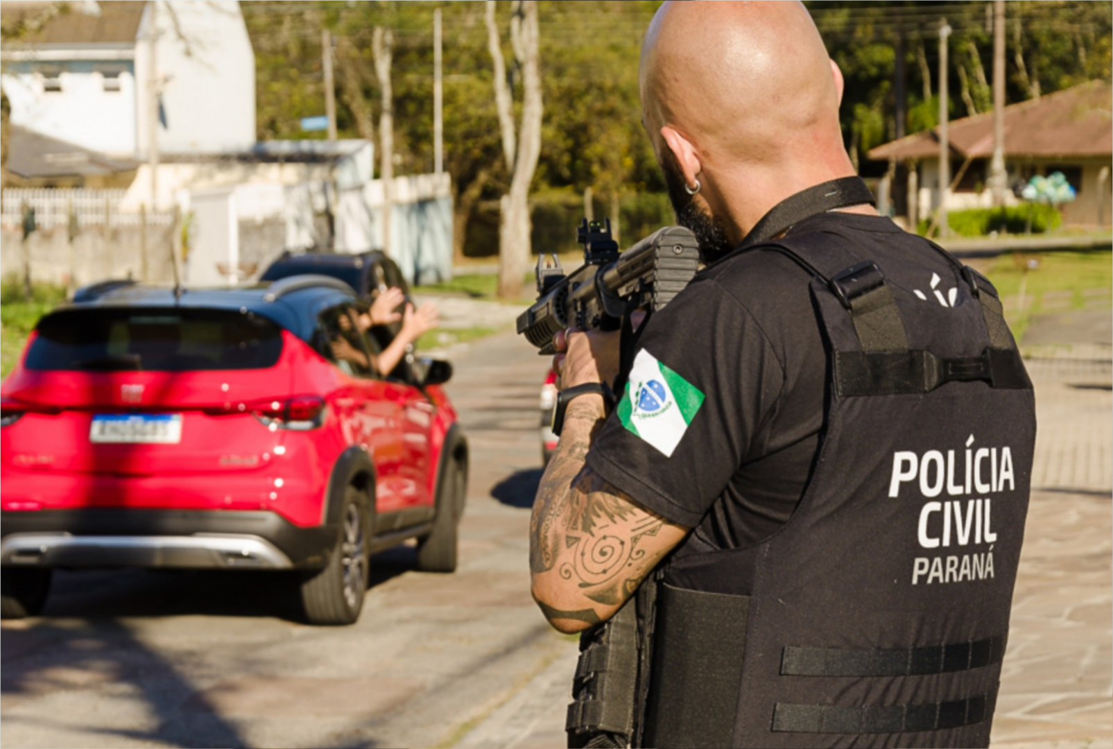 foto de Mulher é presa acusada de furtar R$ 20 mil de idoso no Paraná