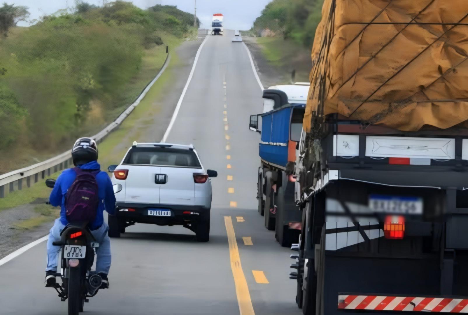 foto de Nova proposta de lei de trânsito prevê multa de quase R$ 3 mil e suspensão da CNH por até 24 meses