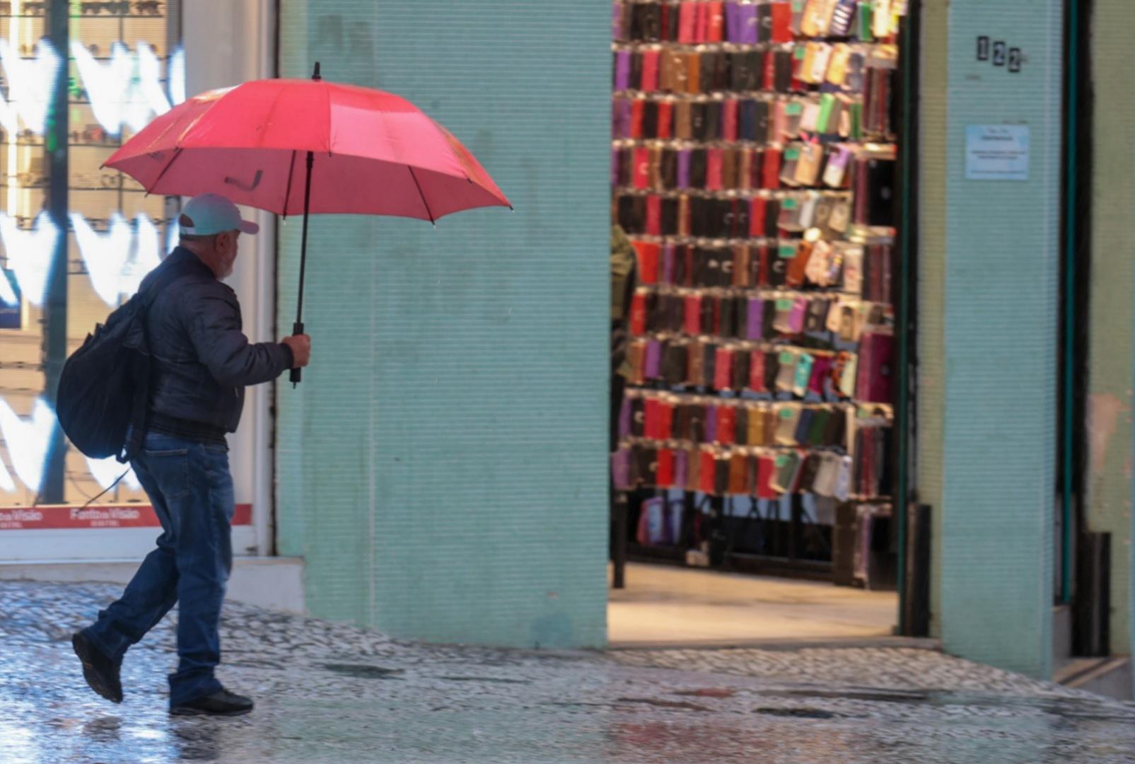 foto de Chuvas retornam ao Paraná após mais de 20 dias de tempo seco em várias regiões, aponta Simepar
