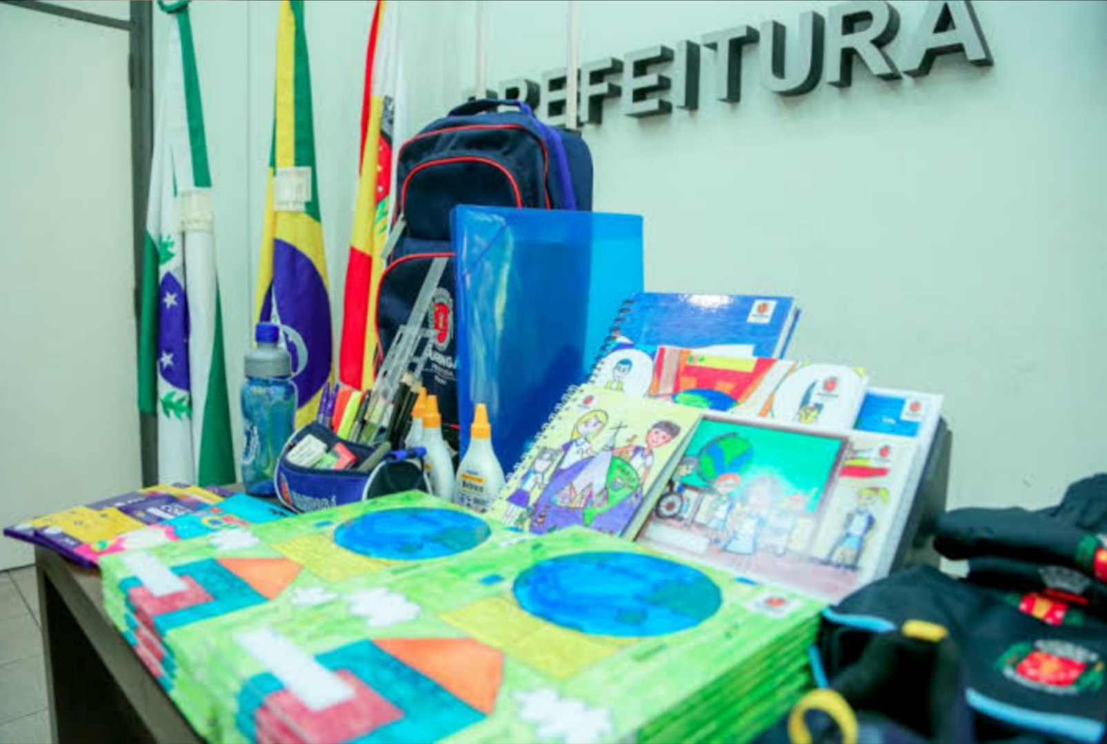 foto de Alunos da rede pública poderão escolher e adquirir materiais e uniformes com crédito em cartão ou voucher