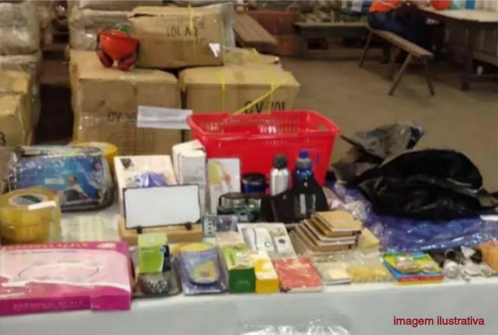 foto de Começou neste sábado e termina no domingo o bazar especial com itens da Receita Federal em Maringá