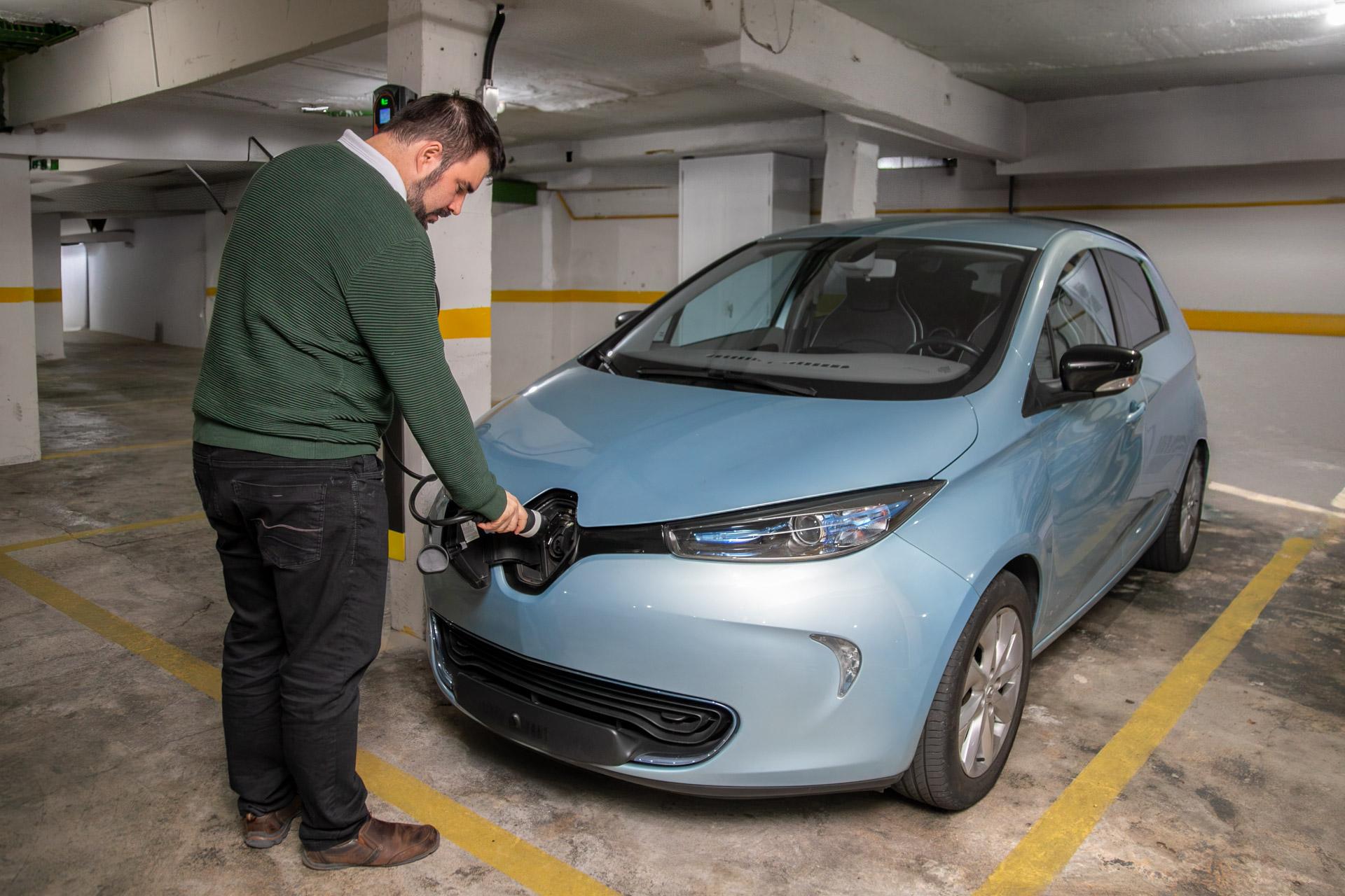 foto de Aneel autoriza Copel a testar nova modalidade tarifária para recarga domiciliar de veículos elétricos