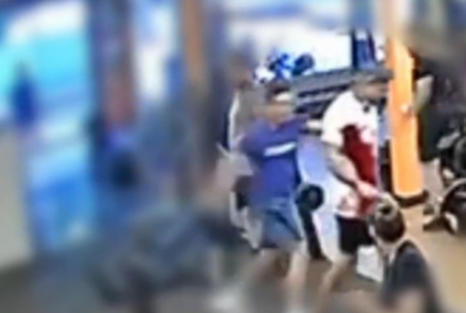 foto de Homem é assassinado dentro de academia após perseguição registrada por câmeras