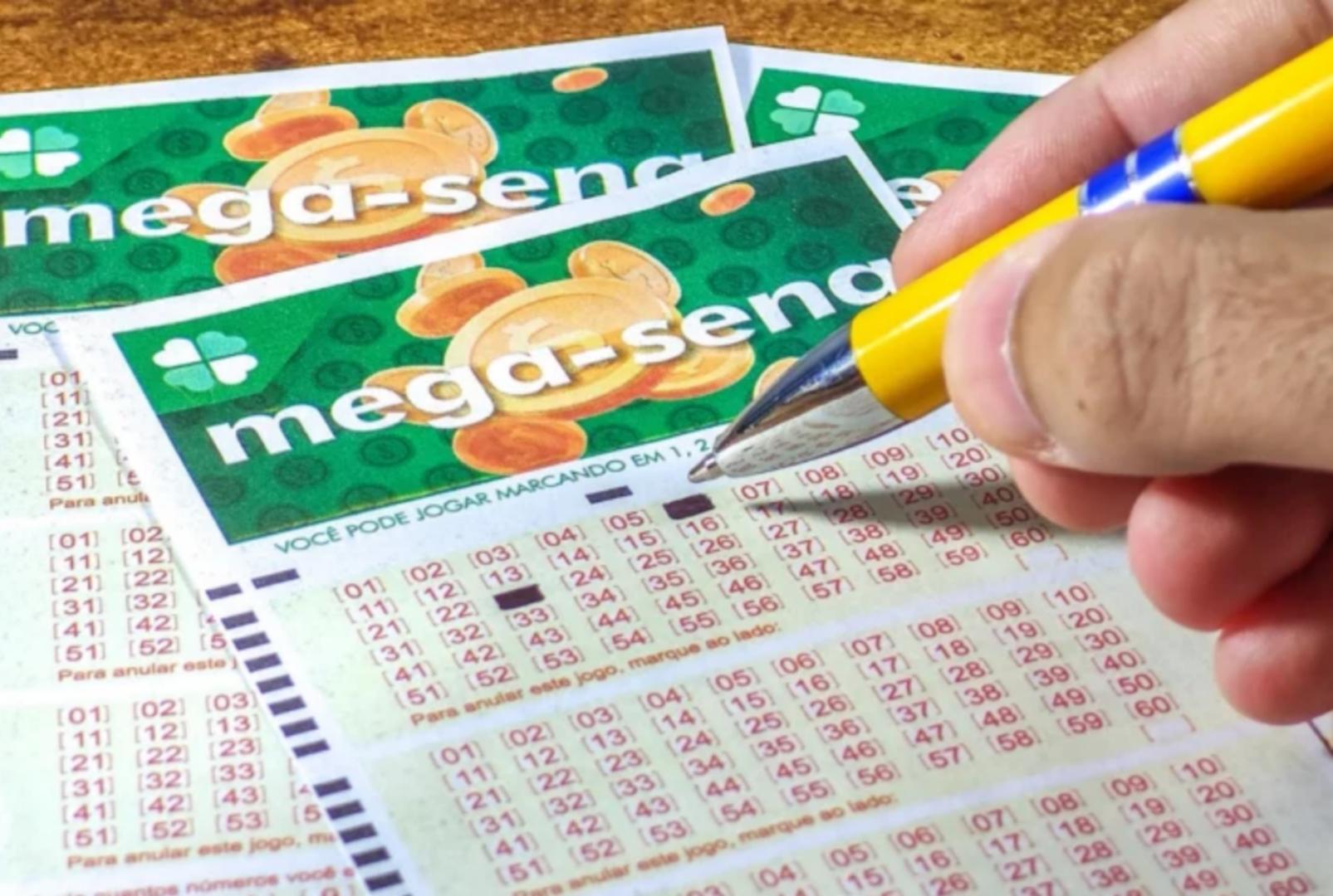 foto de Cinco apostas do Paraná acertam a quina da Mega-Sena, incluindo Maringá