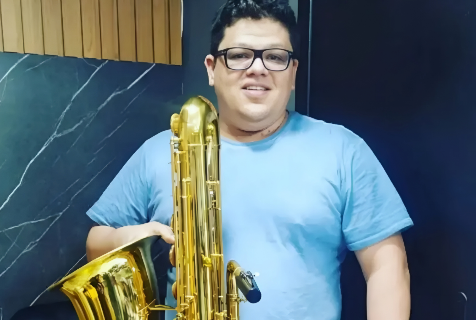 foto de Aos 39 anos, maestro de banda sinfônica morre após choque elétrico em casa