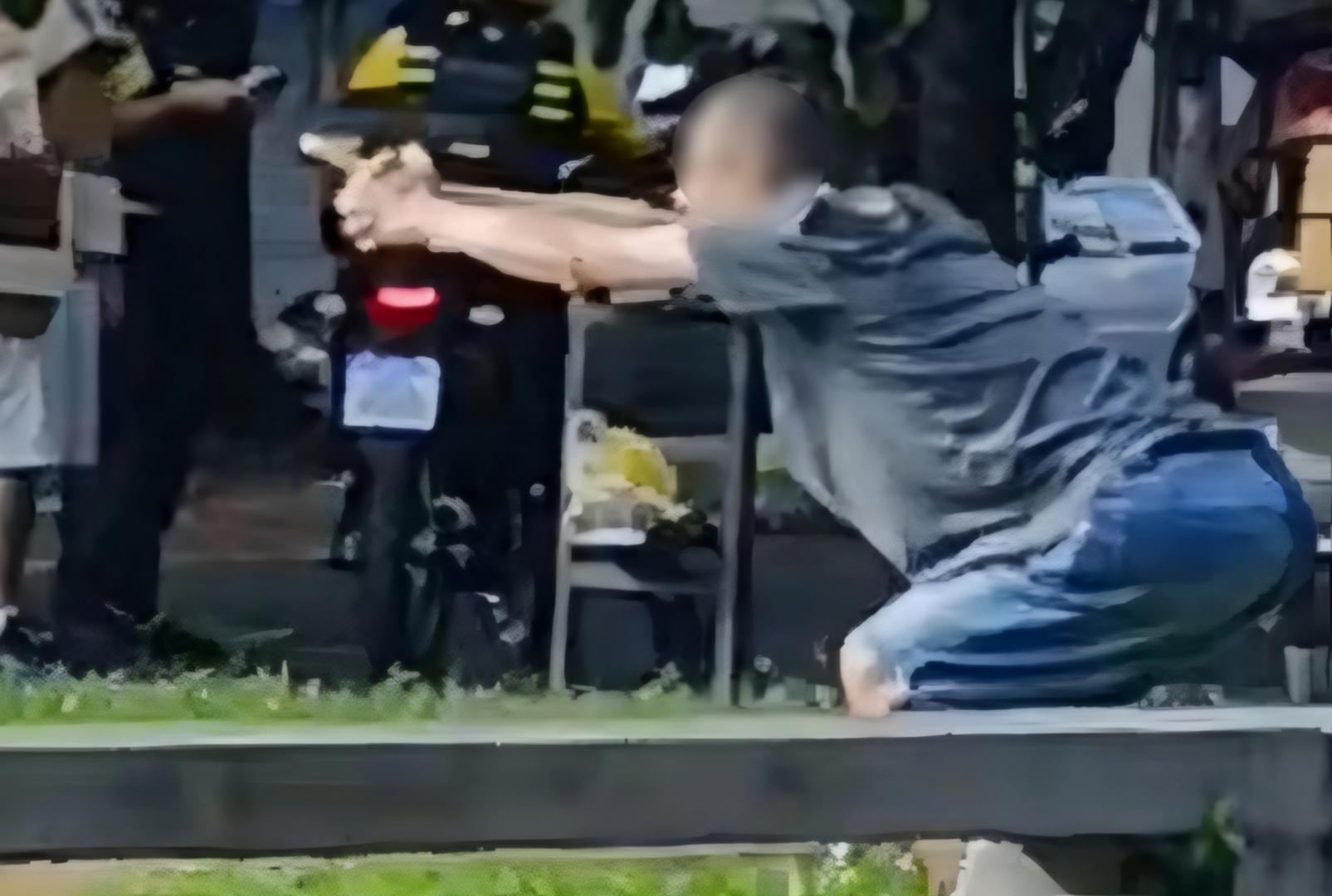 foto de Apontando para o invisível: atitude inusitada surpreende pedestres em Maringá