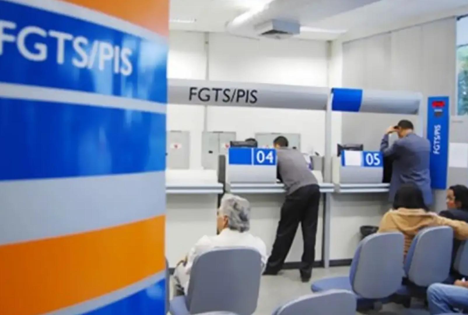 foto de Abono salarial já começou: veja se você está entre os primeiros a receber