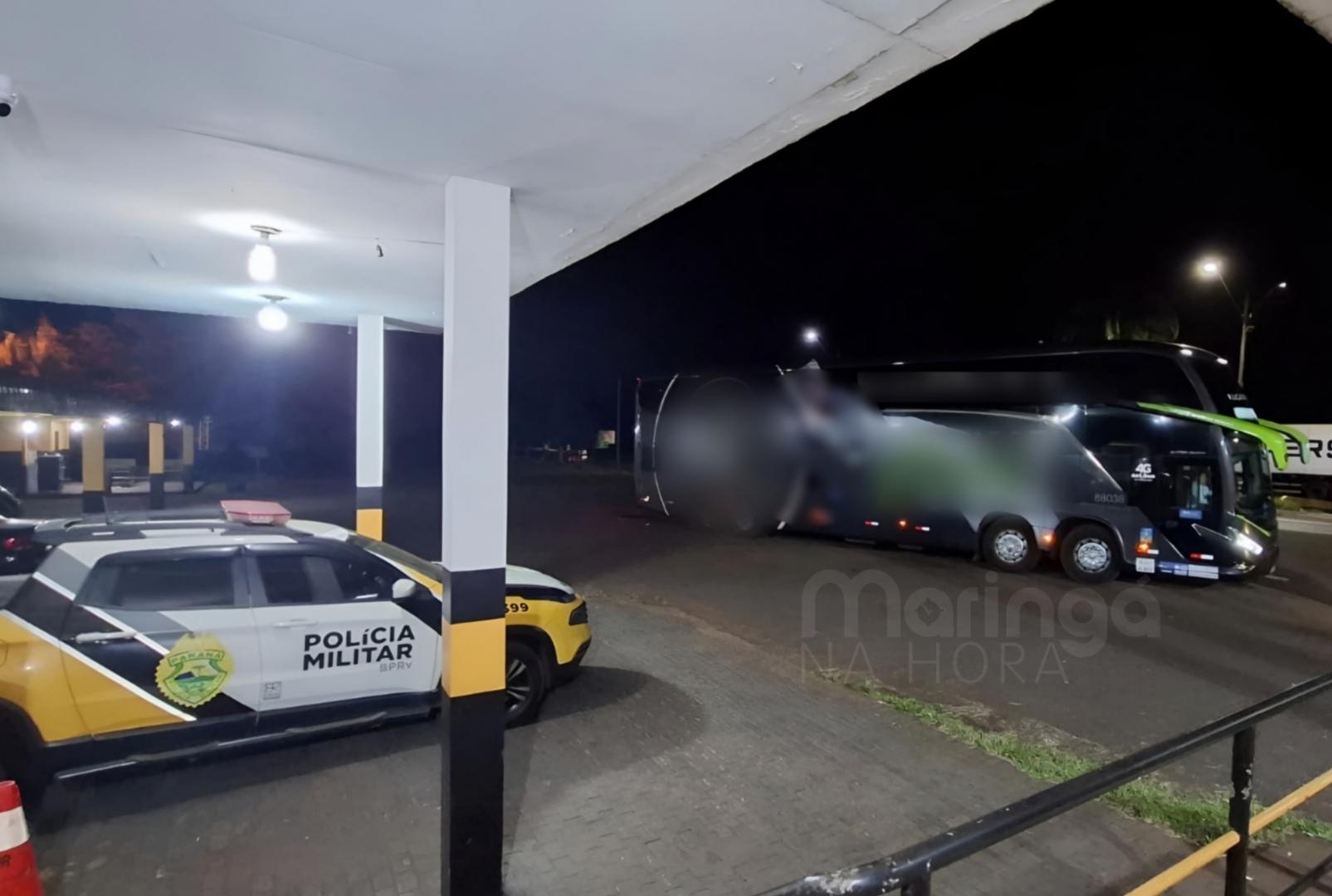 Bandidos disparam vários tiros e assaltam ônibus de linha na PR-317, no Noroeste do Paraná