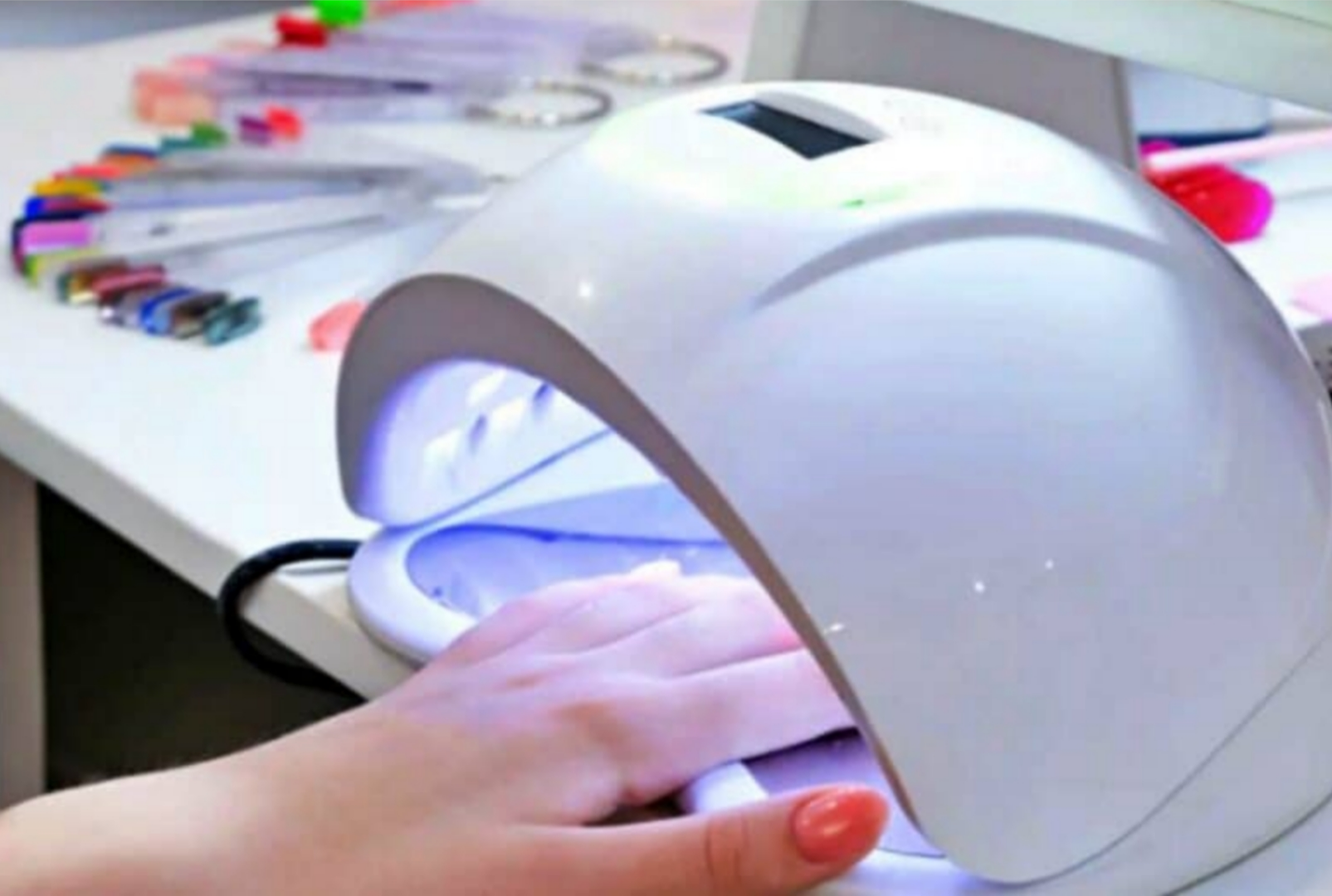 foto de Anvisa manda recolher esmaltes em gel após risco de câncer e infertilidade