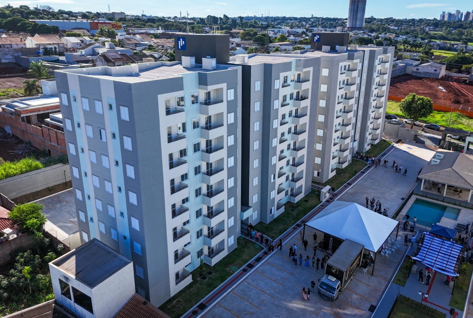 foto de Mais de 250 famílias recebem apartamentos do Residencial Bellus em Maringá; saiba como se inscrever