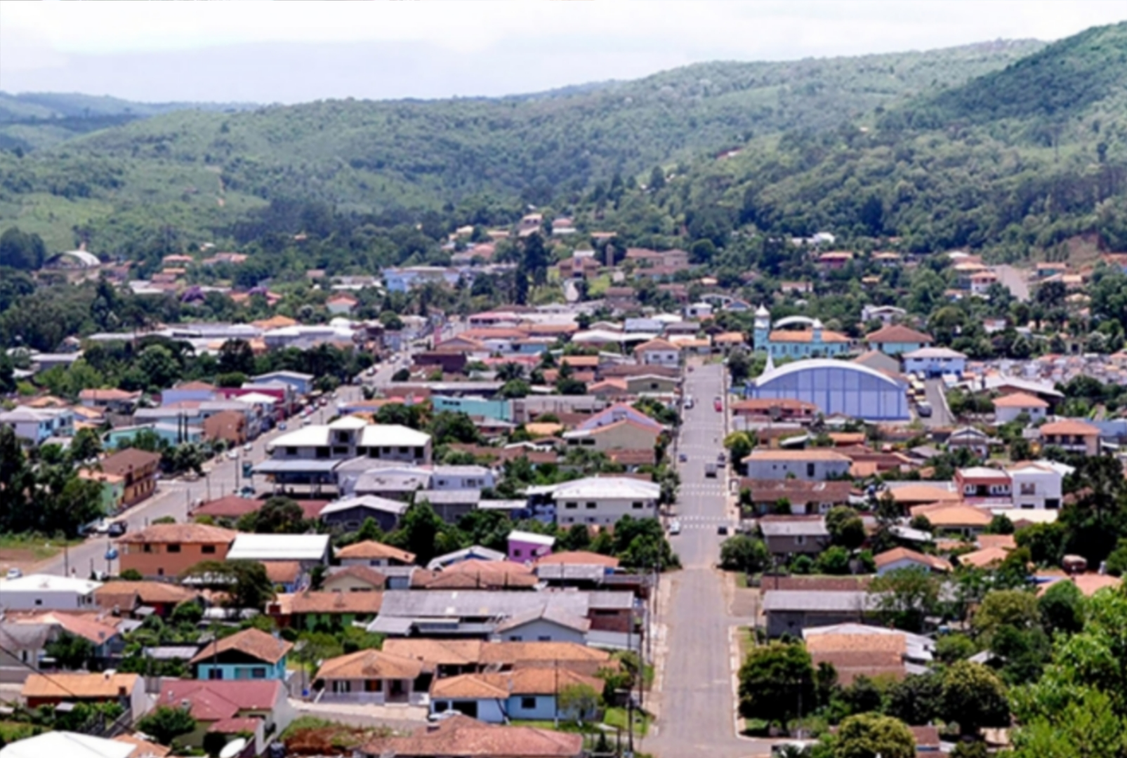 Prefeitura de cidade com 15,9 mil habitantes anuncia concurso com 89 vagas e salário de R$ 17,4 mil