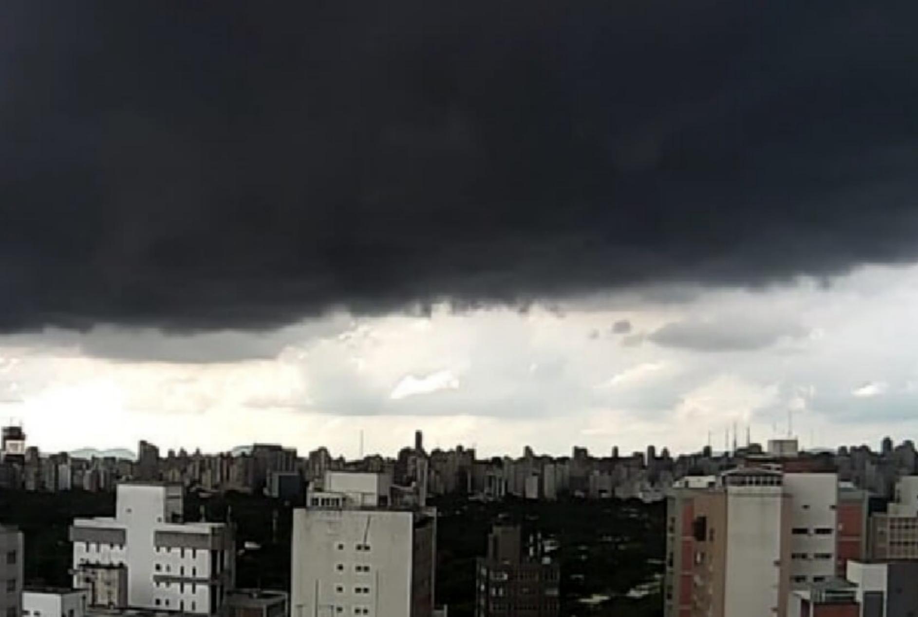 Urgente: INMET emite novo alerta de tempestade para o Paraná; confira as cidades afetadas