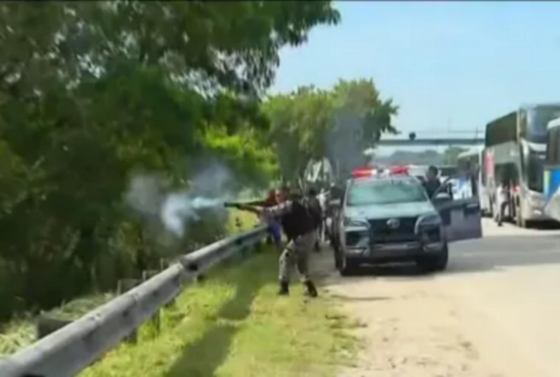 Pedreiros morrem após policiais confundirem ferramentas de trabalho com fuzil