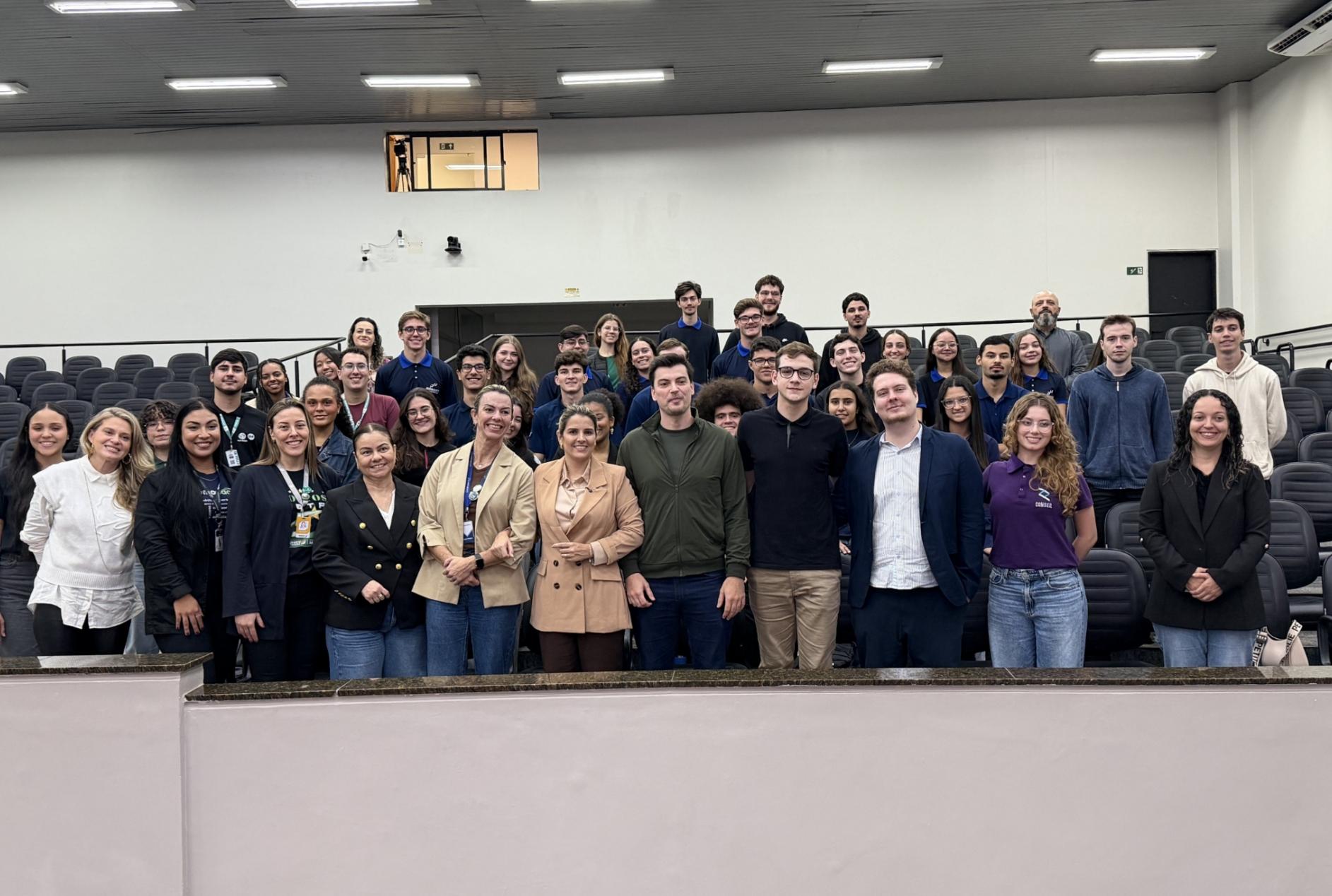 Majô conclui encontro sobre inovação aproximando jovens das oportunidades que movimentam Maringá