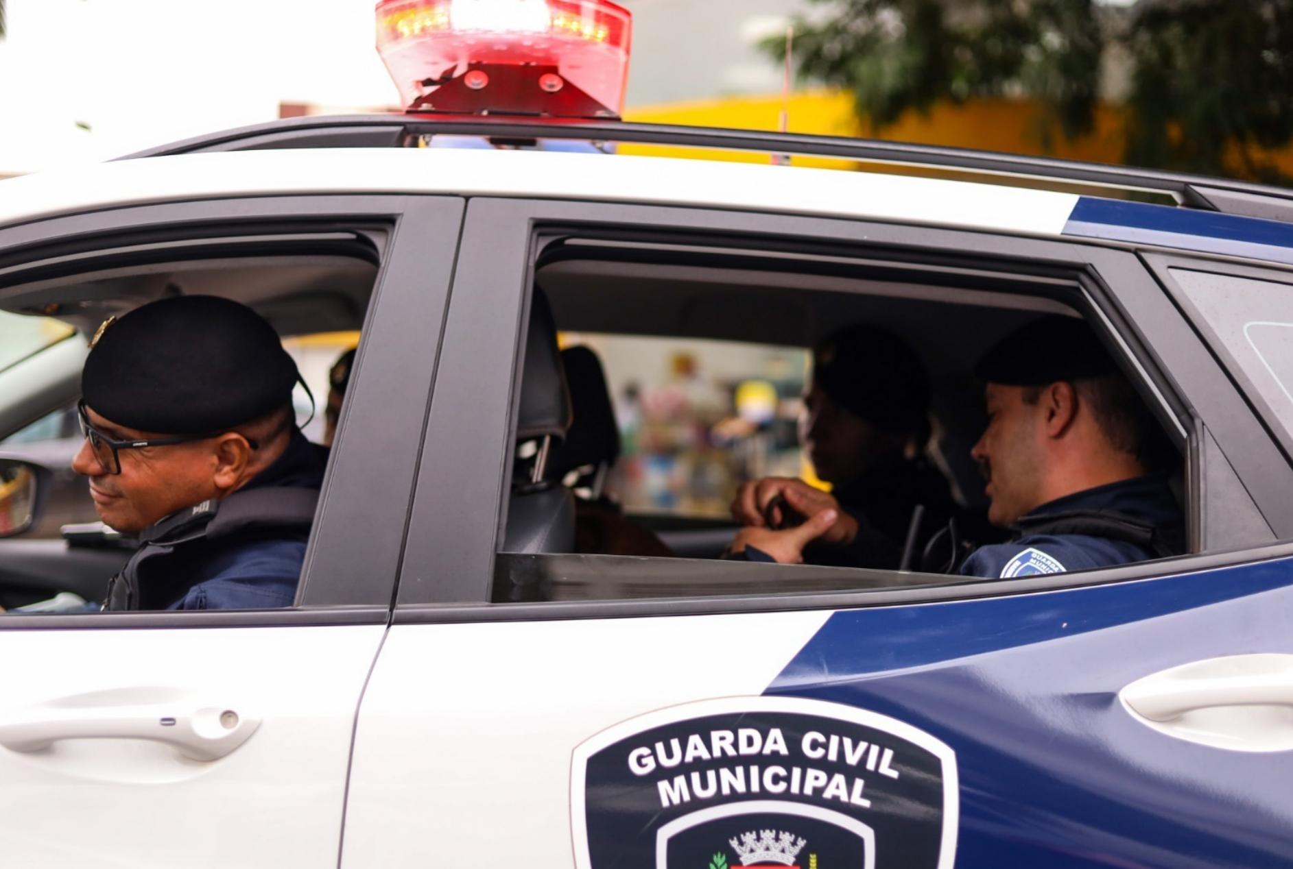 Agentes da Guarda Civil de Maringá poderão aplicar multas e reforçar fiscalização; entenda