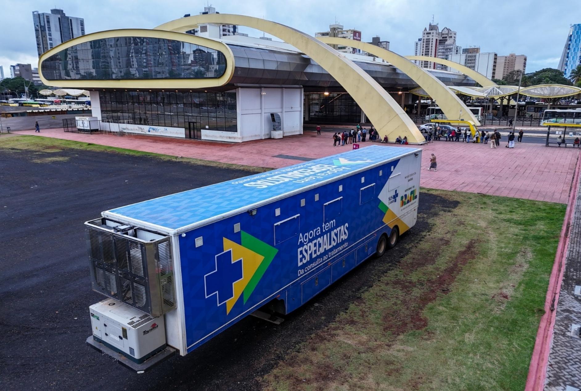 Com 60 atendimentos diários, ‘Carreta da Mulher’ agiliza consultas e exames de pacientes que aguardam na fila; serviços iniciam nesta sexta, 19