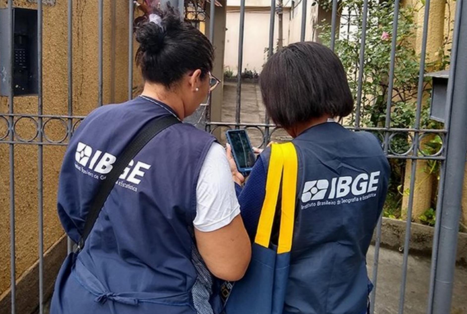 IBGE abre 606 vagas no Paraná com salários de até R$ 5 mil; veja como se inscrever