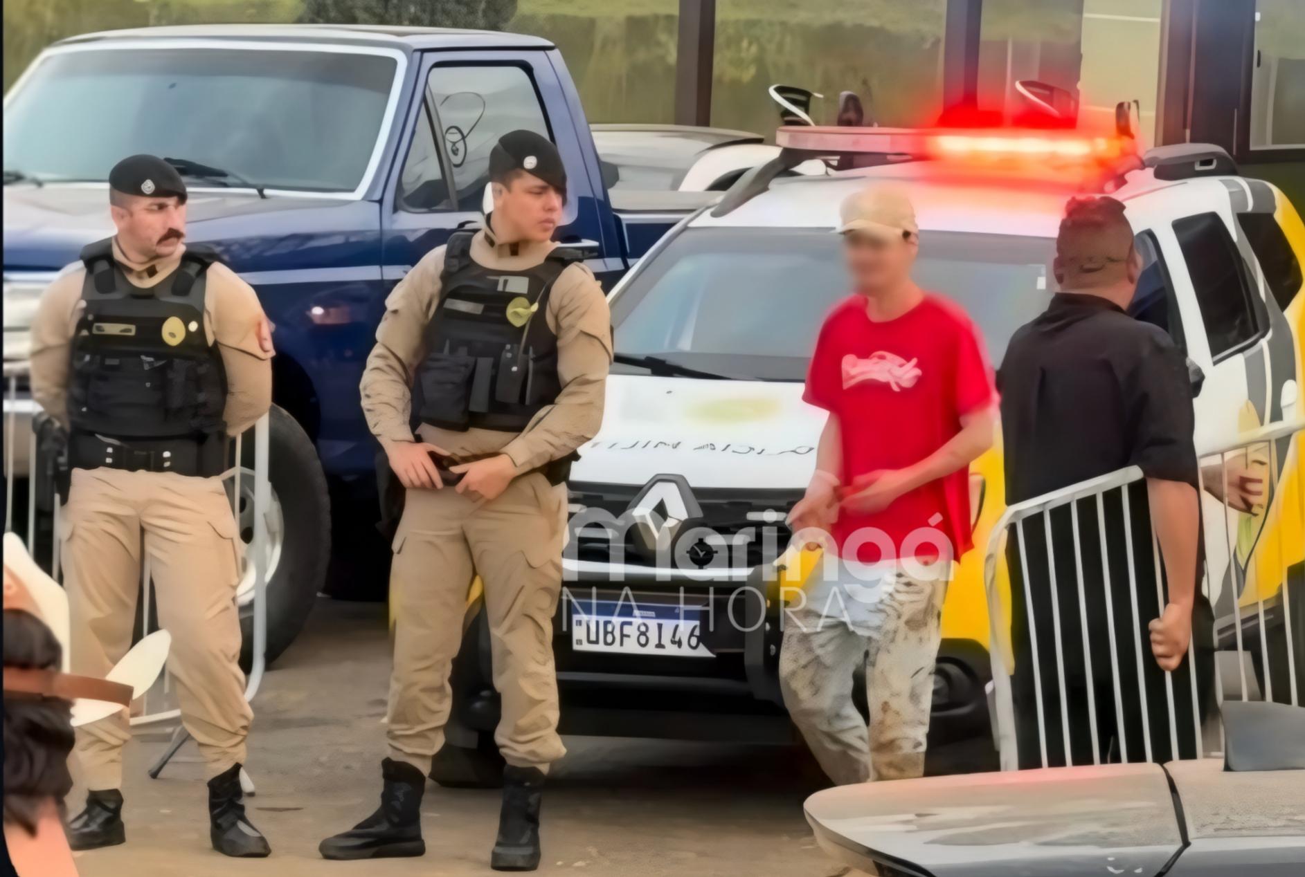 Vídeo mostra jovem tentando “farmar aura” com policiais e passando vergonha