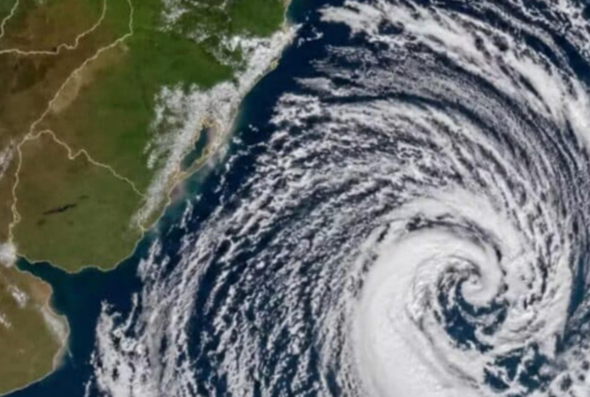 Ciclone bomba pode provocar ventos de até 100 km/h no Paraná entre quinta-feira (6) e sexta-feira (7); veja cidades na rota