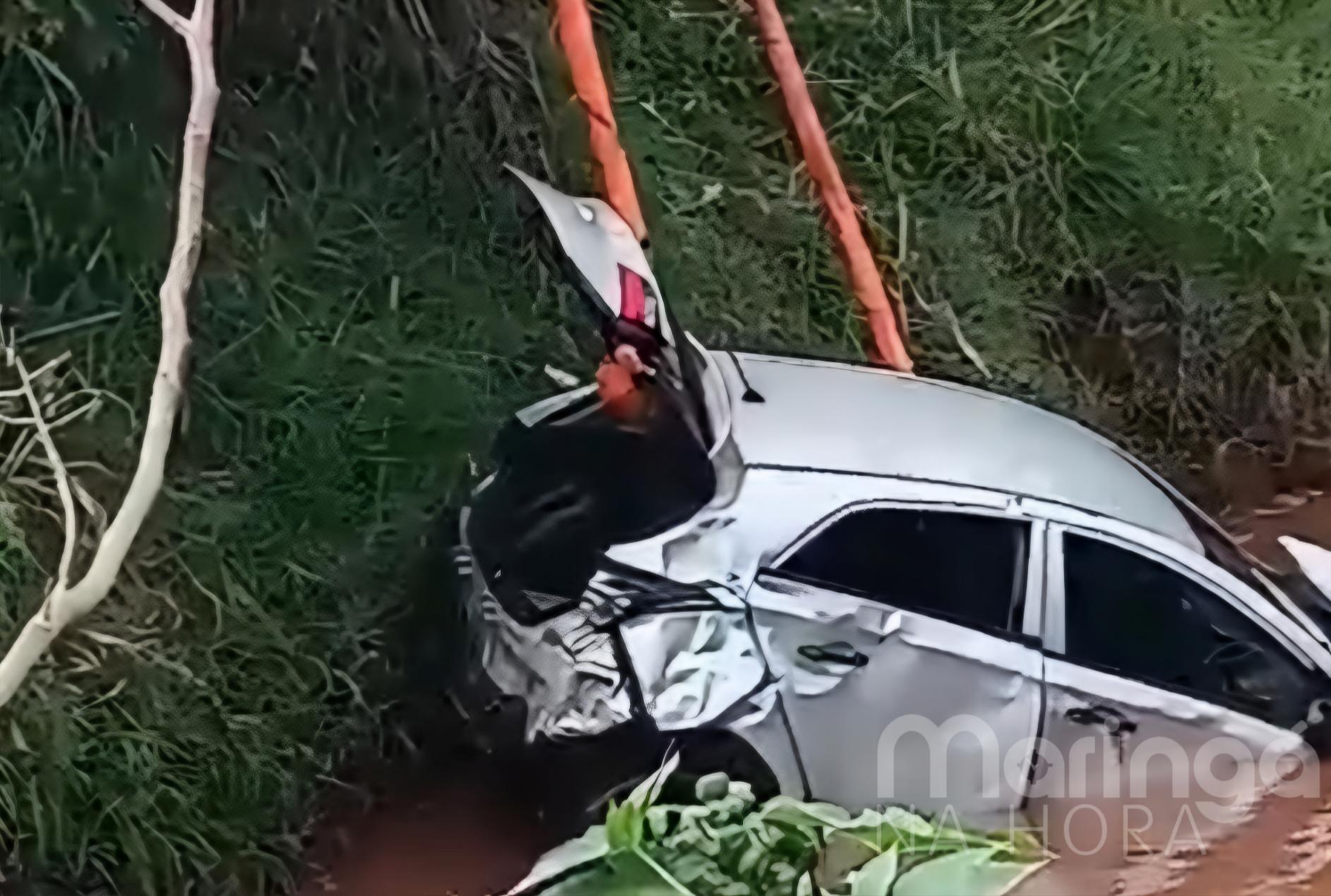 Tragédia: três mulheres morrem após Hyundai HB20 cair em vala de escoamento de água na BR-376