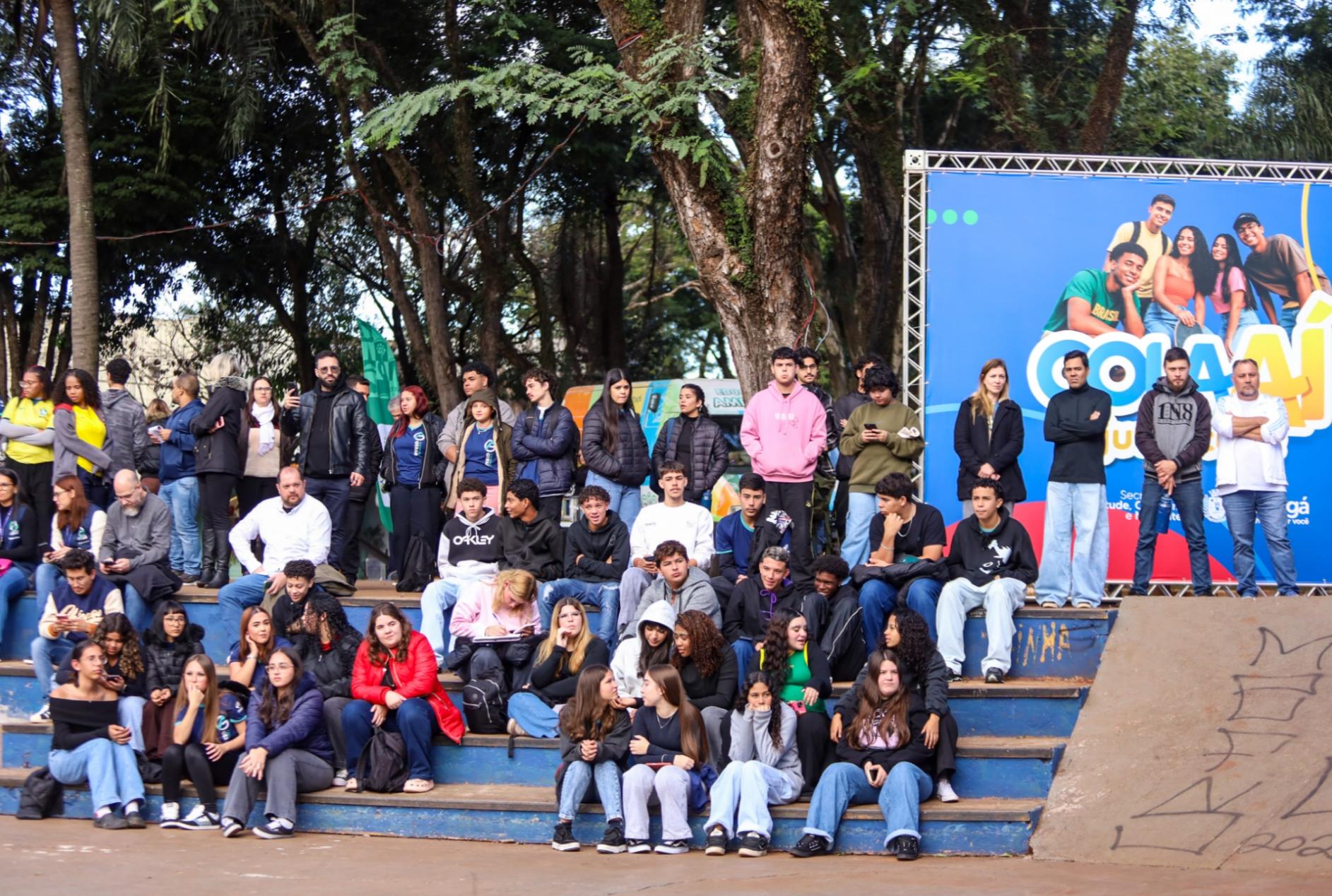 Maringá lança cursinho pré-vestibular gratuito para jovens; veja como participar