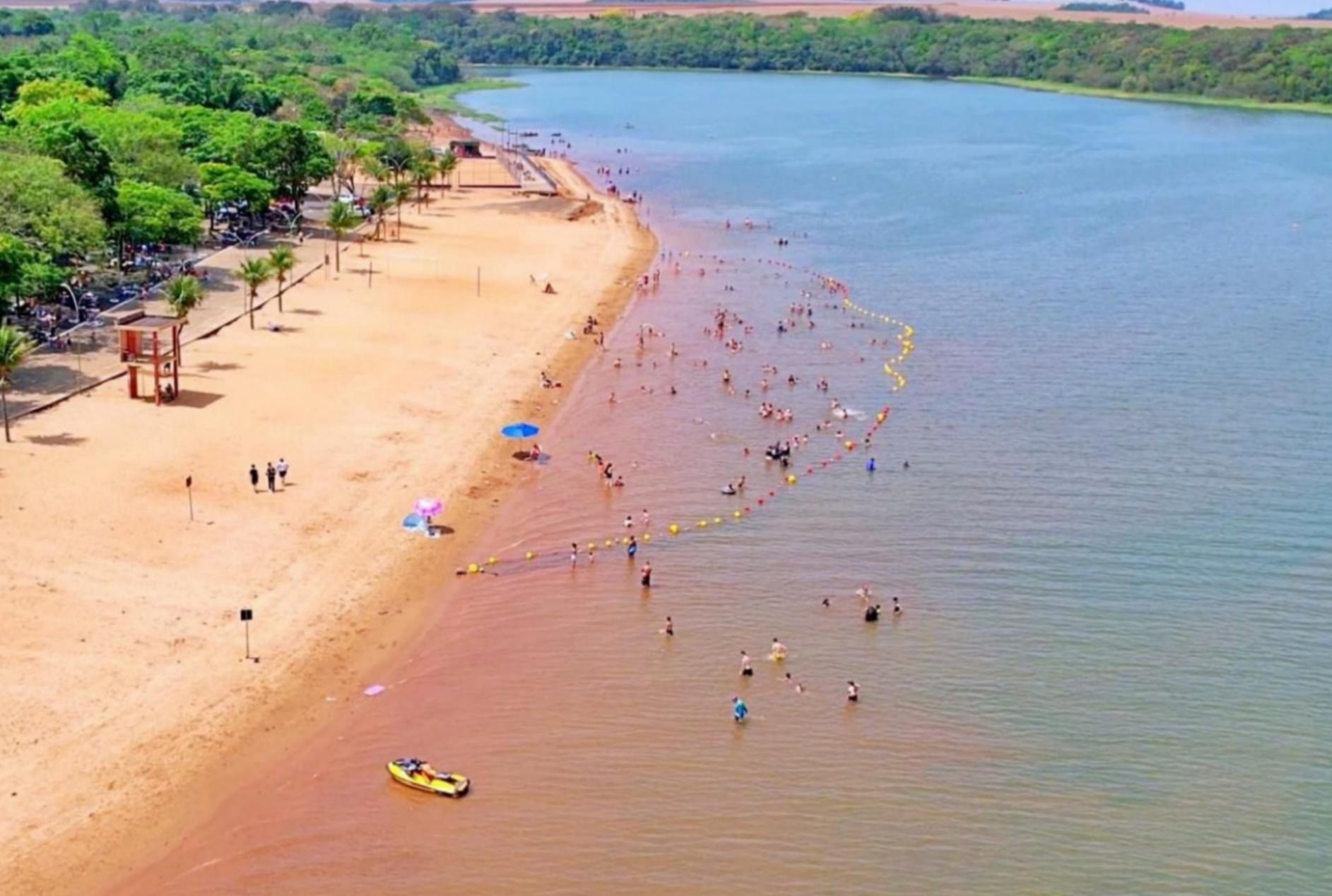Concurso público em cidade às margens do Rio Paraná oferece 36 vagas e salários de até R$ 15 mil; veja como se inscrever