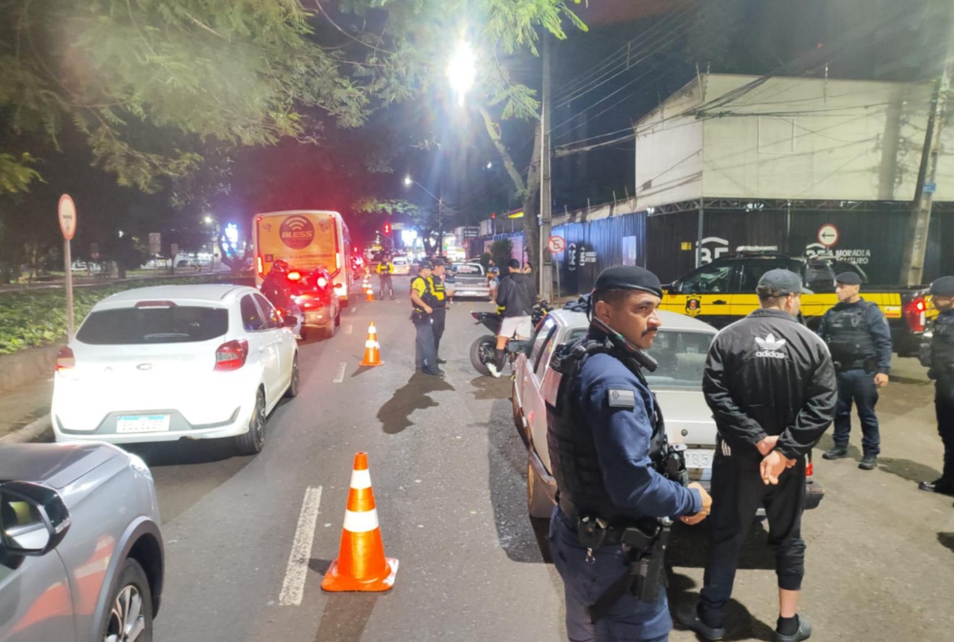 foto de Operações de trânsito resultam em 72 infrações e 15 veículos removidos em três noites