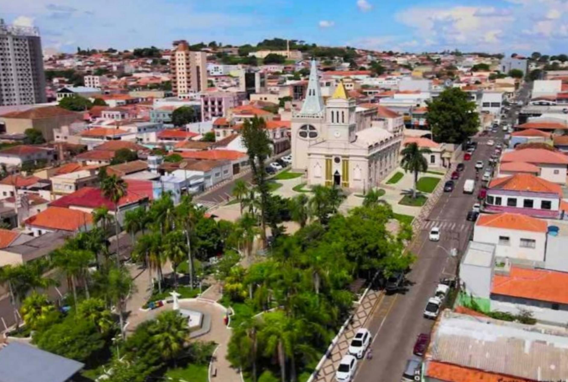 foto de Concurso público oferece 50 vagas com salários de até R$ 16,6 mil; veja como se inscrever