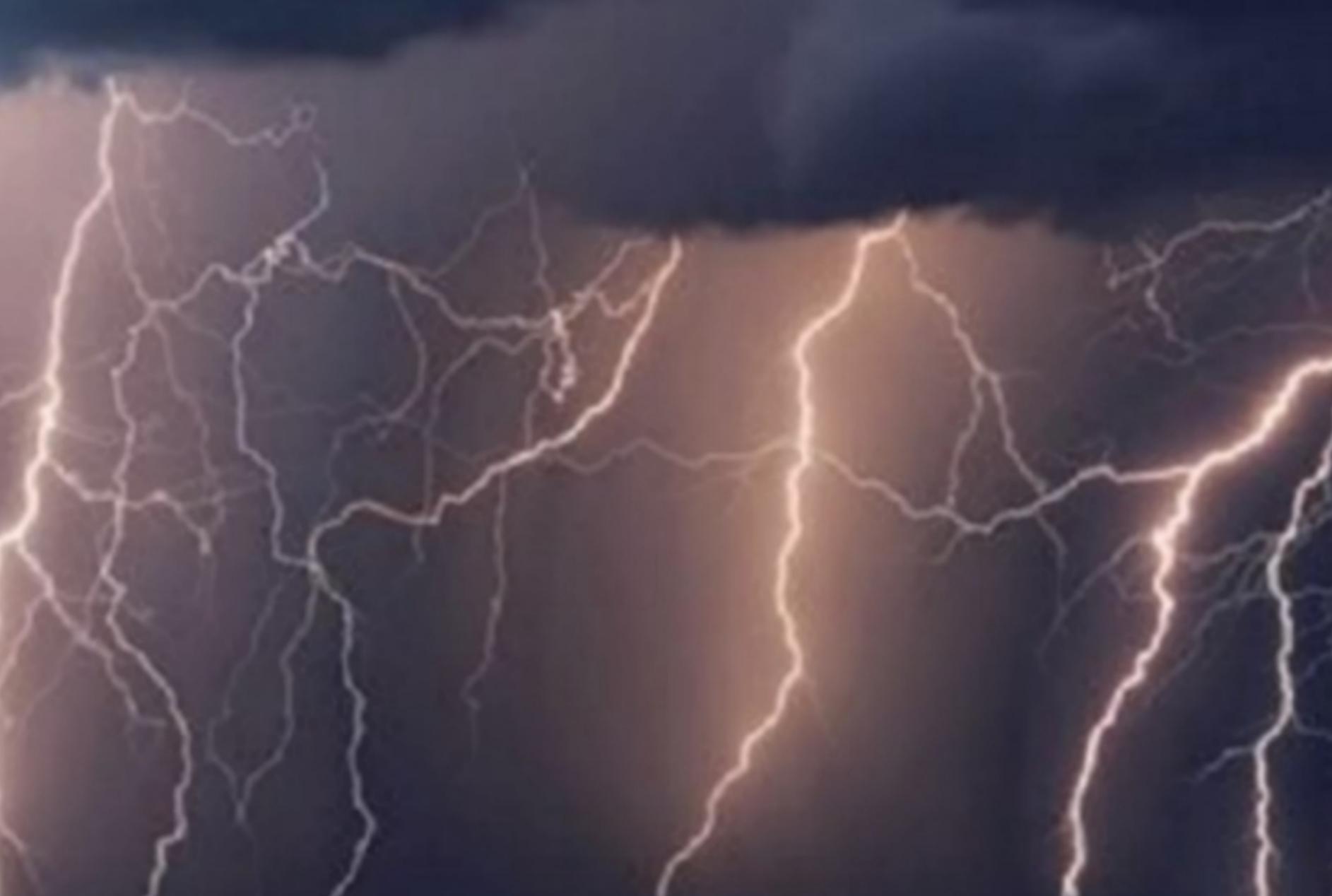 Defesa Civil alerta para risco alto de tempestades em Maringá e região nesta terça-feira (13)