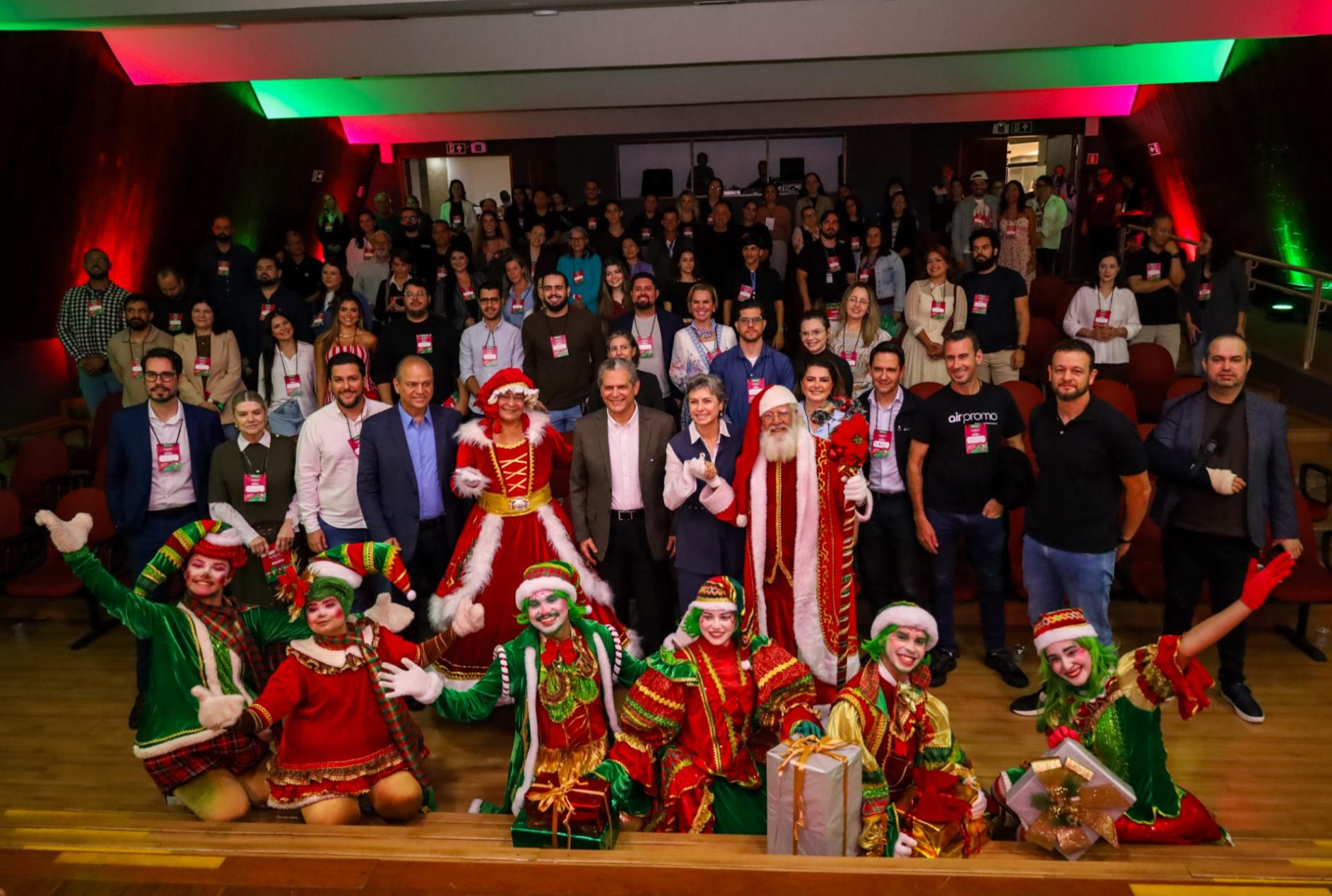 Maringá Encantada: Prefeitura convida comunidade a viver um sonho de Natal na edição deste ano