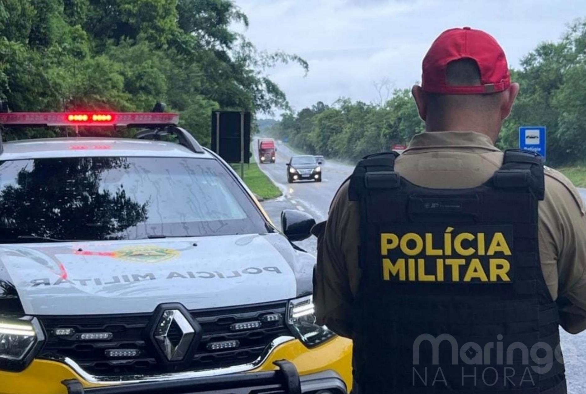 Criminosos armados atiram contra carro e assaltam seis pessoas na PR-317, no Paraná