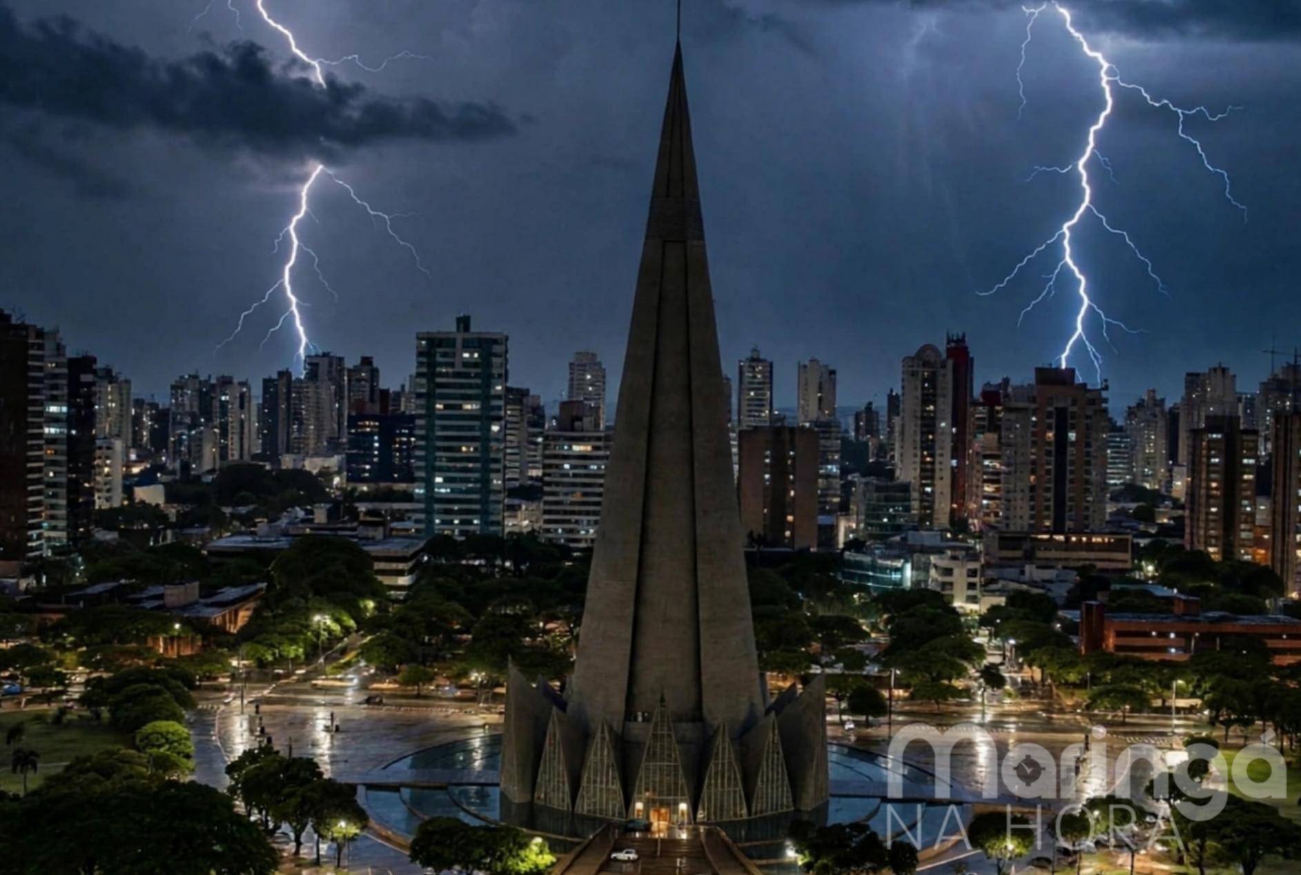 foto de Temporal: Maringá tem alerta para fortes rajadas de ventos acompanhadas de chuva pelas próximas horas nesta quarta-feira, 21