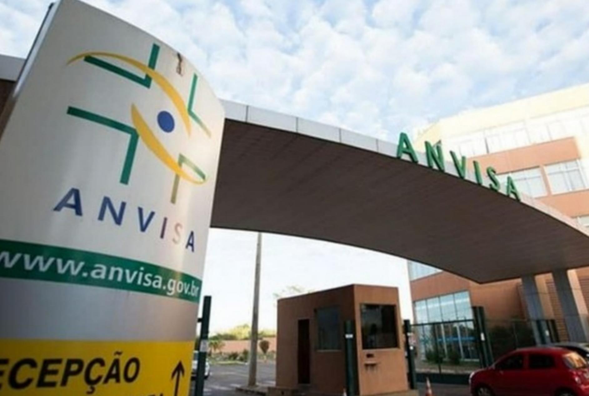 Anvisa proíbe venda de produtos de limpeza de duas marcas