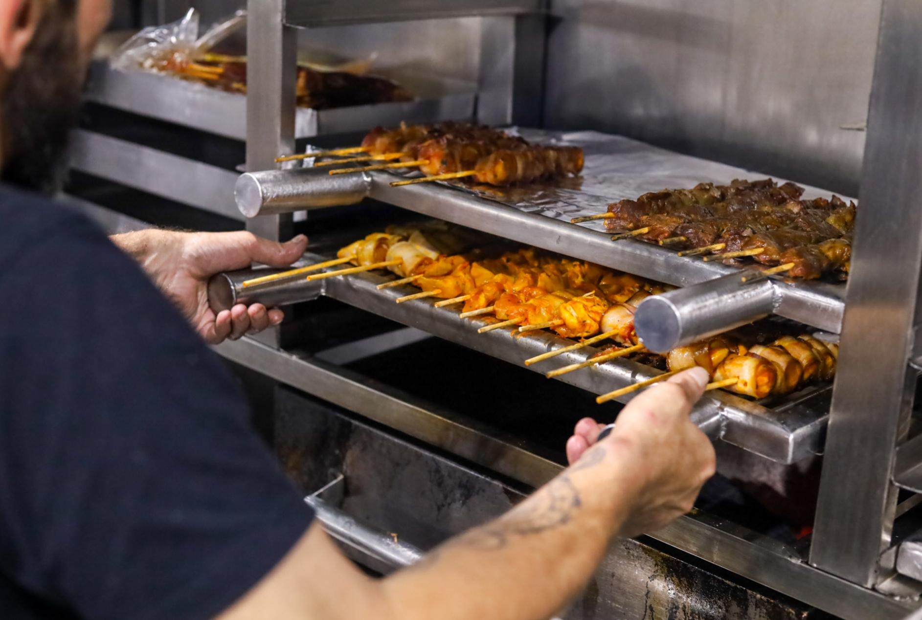 Organizações interessadas em administrar a Vila Gastronômica da Maringá Encantada podem se inscrever até esta quarta-feira, 28