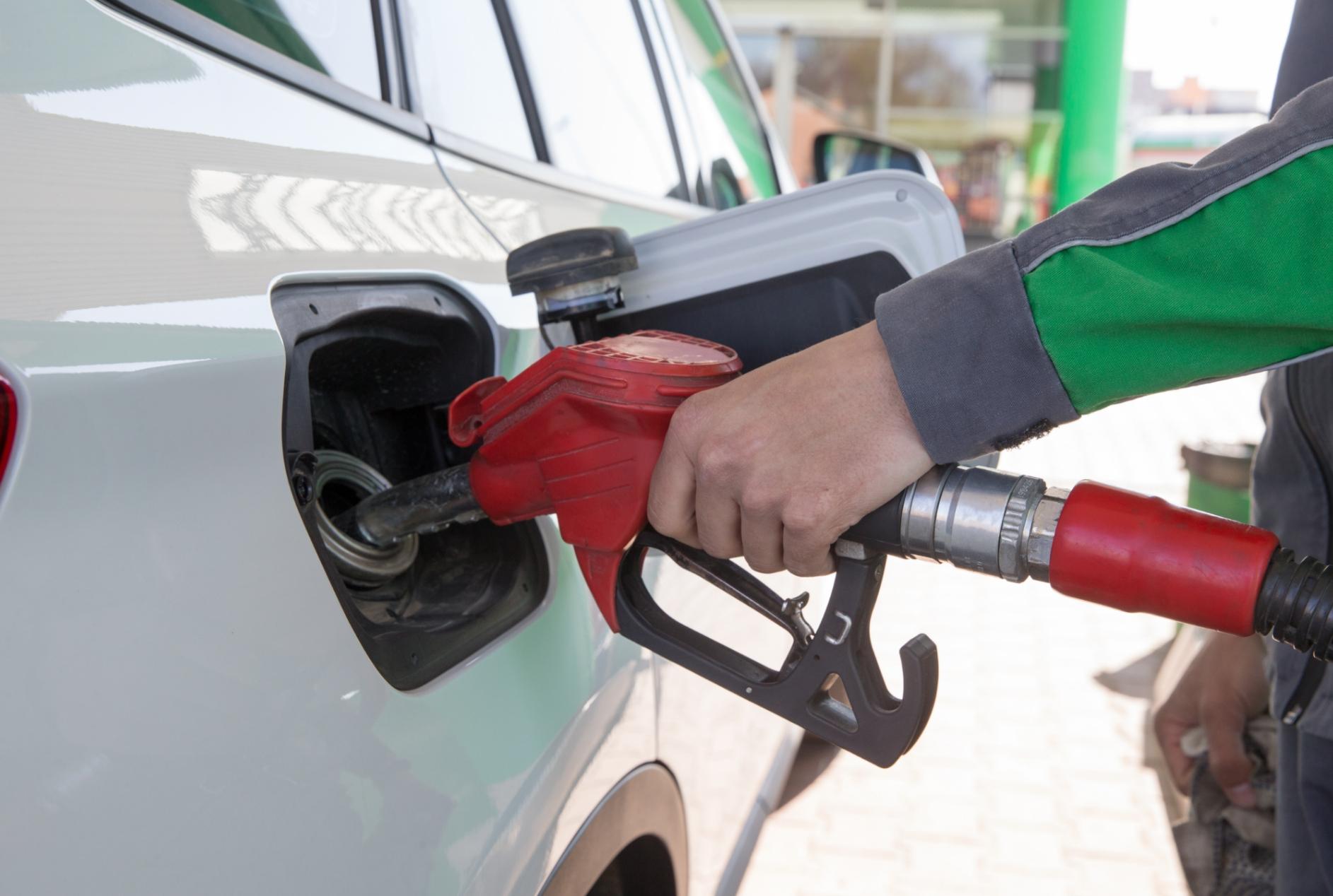 Procon divulga pesquisa de preços dos combustíveis em 81 postos de Maringá