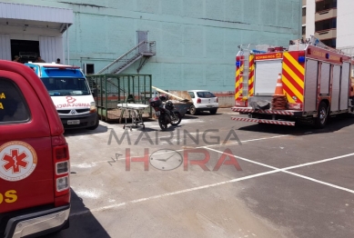 foto de Elevador da loja Havan localizada no Shopping Avenida Center, em Maringá despenca e deixa a princípio 15 pessoas feridas, de acordo com os bombeiros