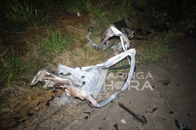 foto de Homem morre após carro bater de frente com carreta entre Iguaraçu e Astorga