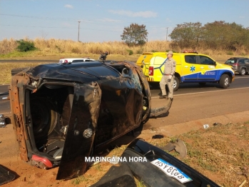 foto de Motorista fica ferido após ser ejetado de carro após capotamento na BR-376