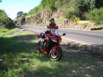 foto de Papai Noel morre ao sofrer trágico acidente no Paraná